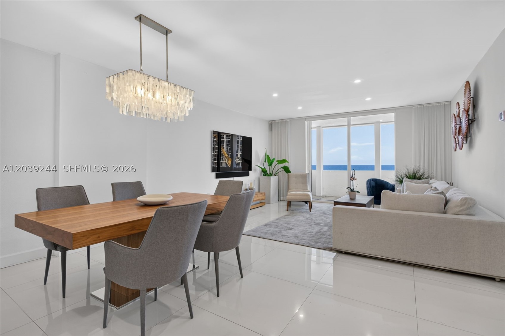 image Harbour House5