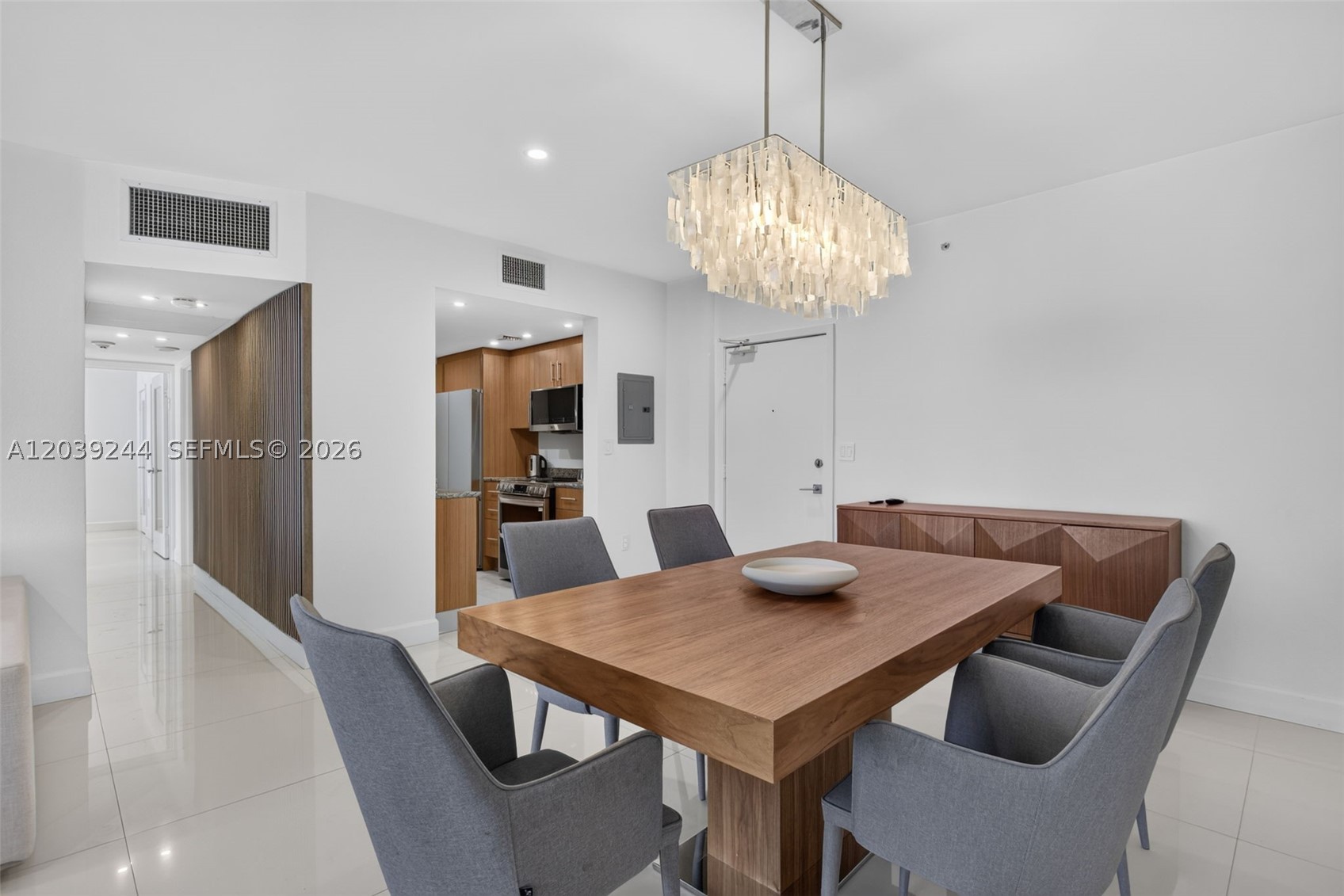 image Harbour House8