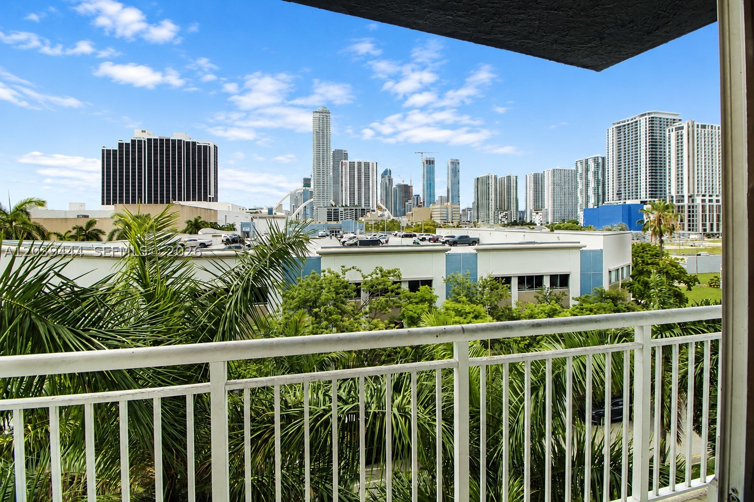 image 1800 Biscayne Plaza14