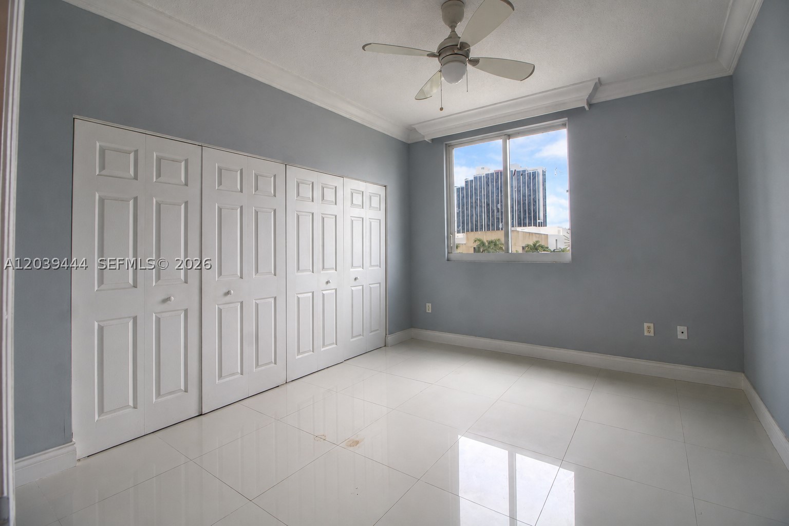 image 1800 Biscayne Plaza3