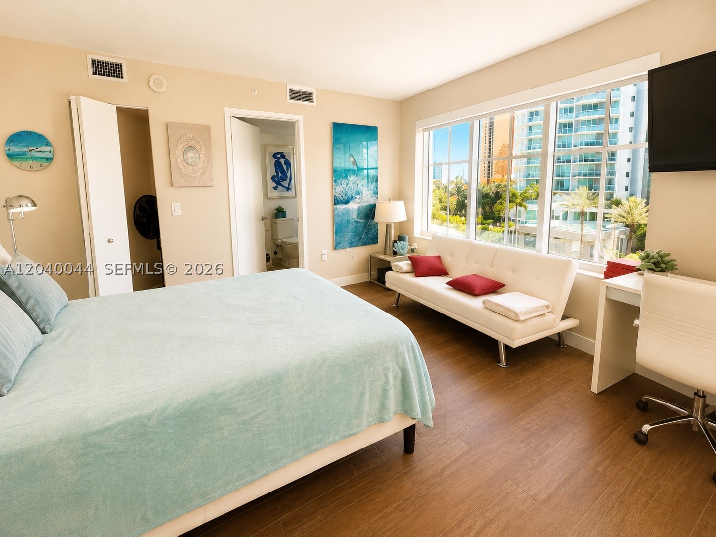 200 Sunny Isles Blvd #2-504–Lanai Residence Sunny Isles Beach, FL 33160