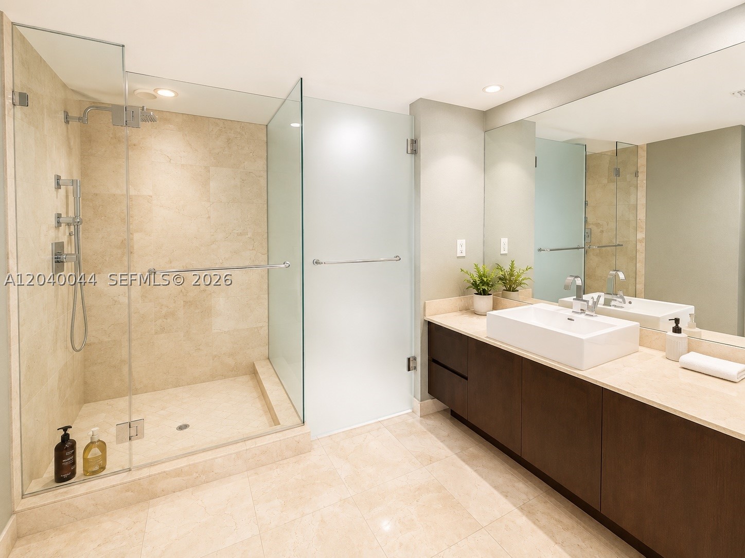 200 Sunny Isles Blvd #2-504–Lanai Residence Sunny Isles Beach, FL 33160