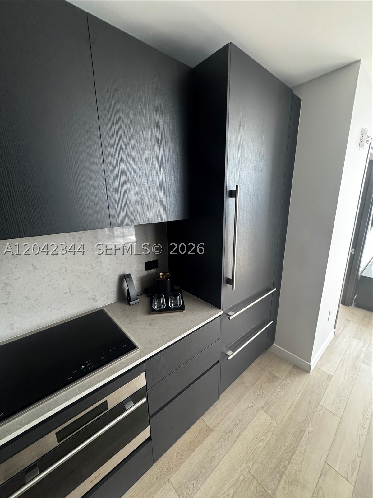 image E11EVEN Hotel & Residences11