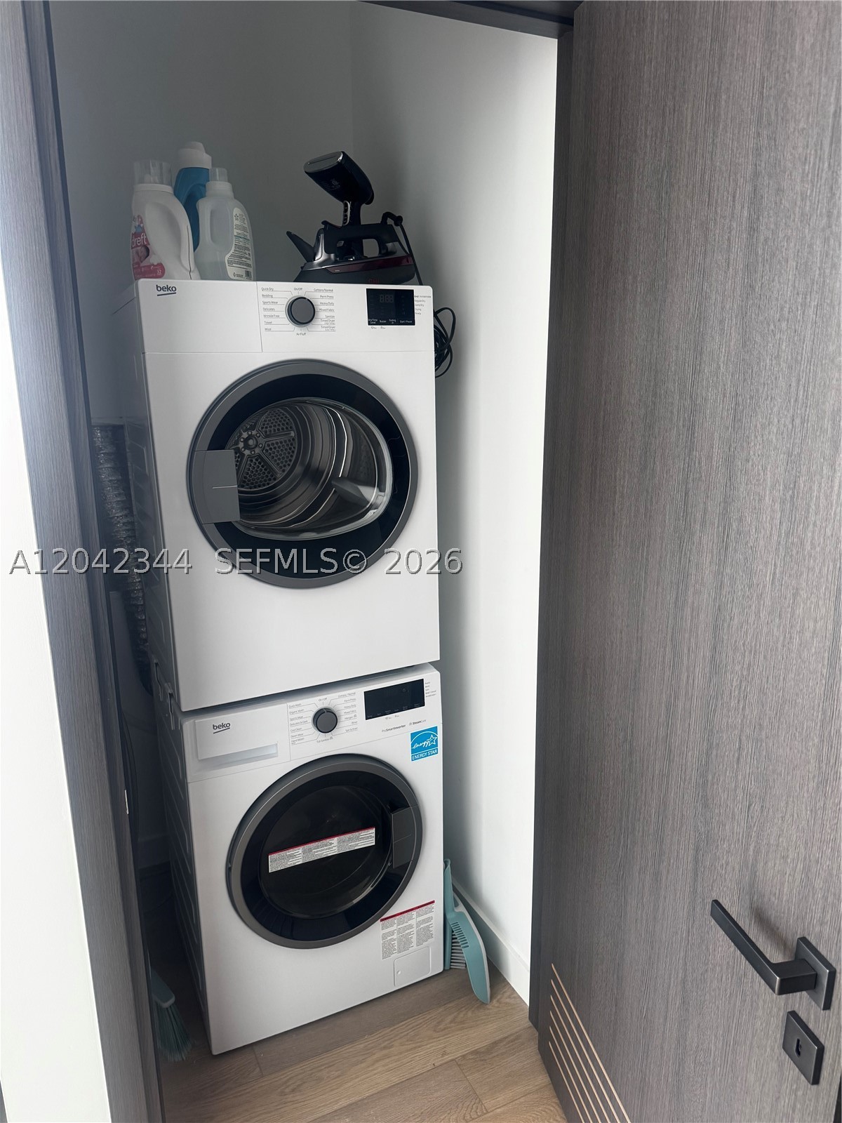 image E11EVEN Hotel & Residences19