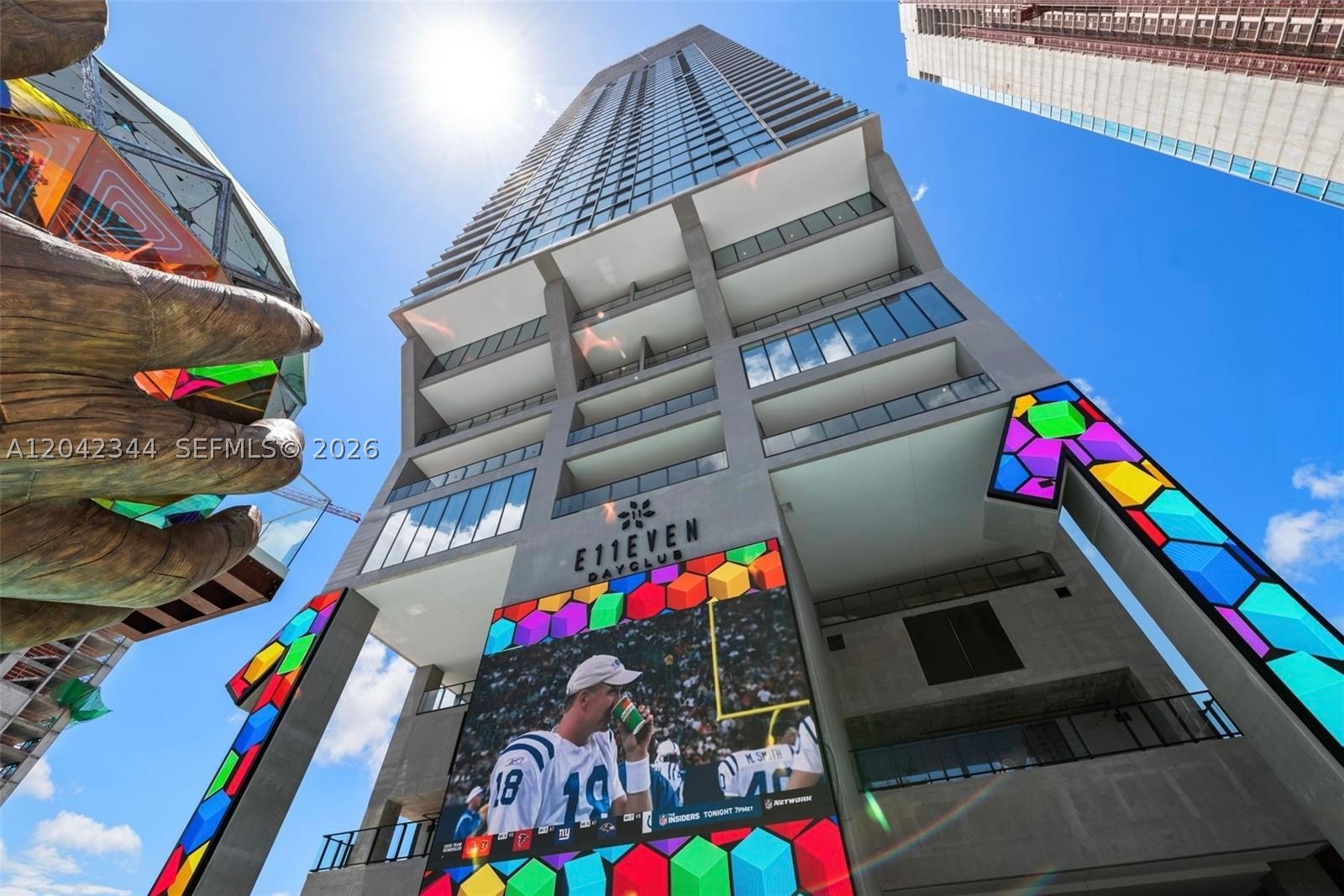 image E11EVEN Hotel & Residences2