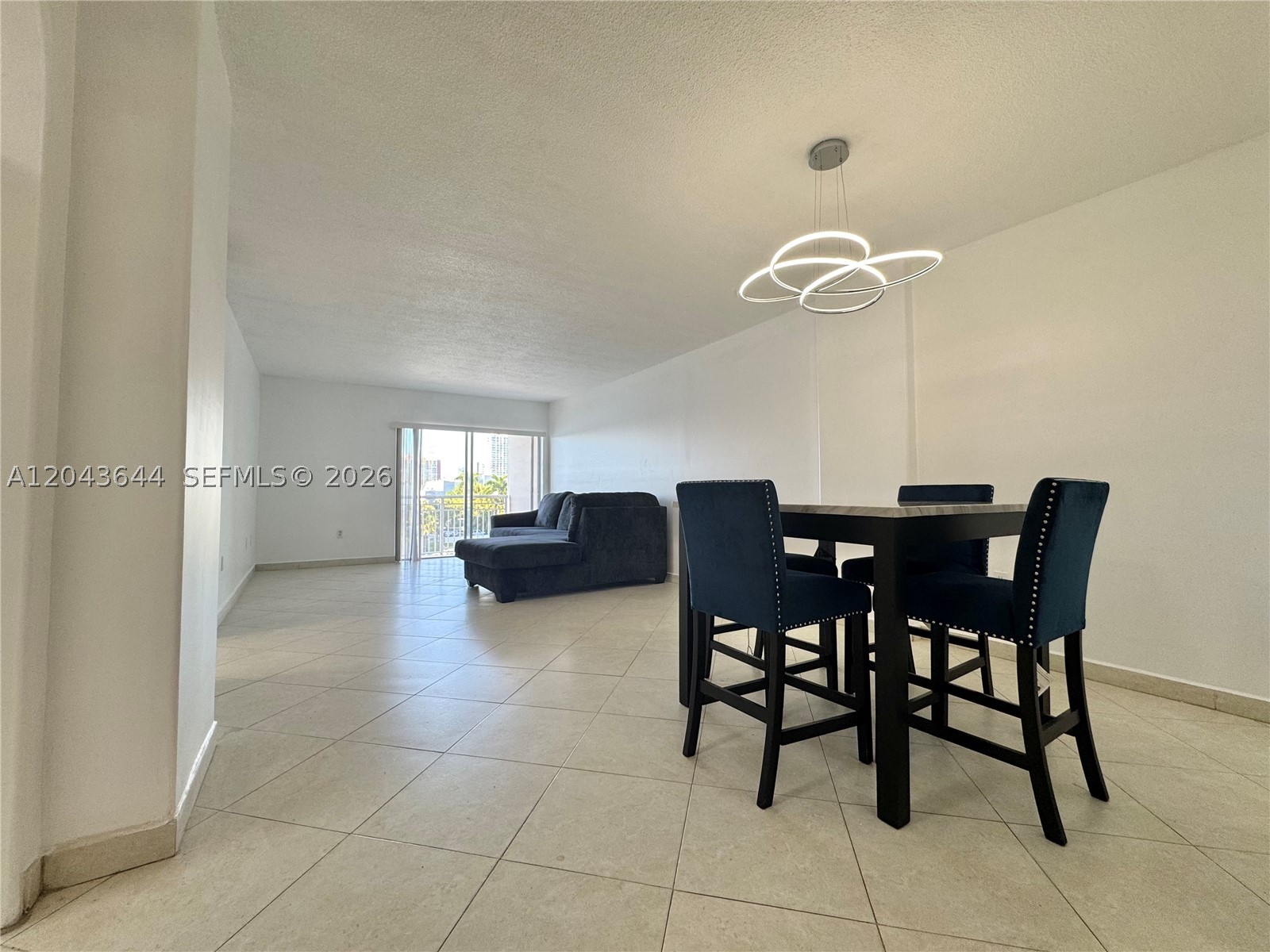 400 Kings Pt Dr #411