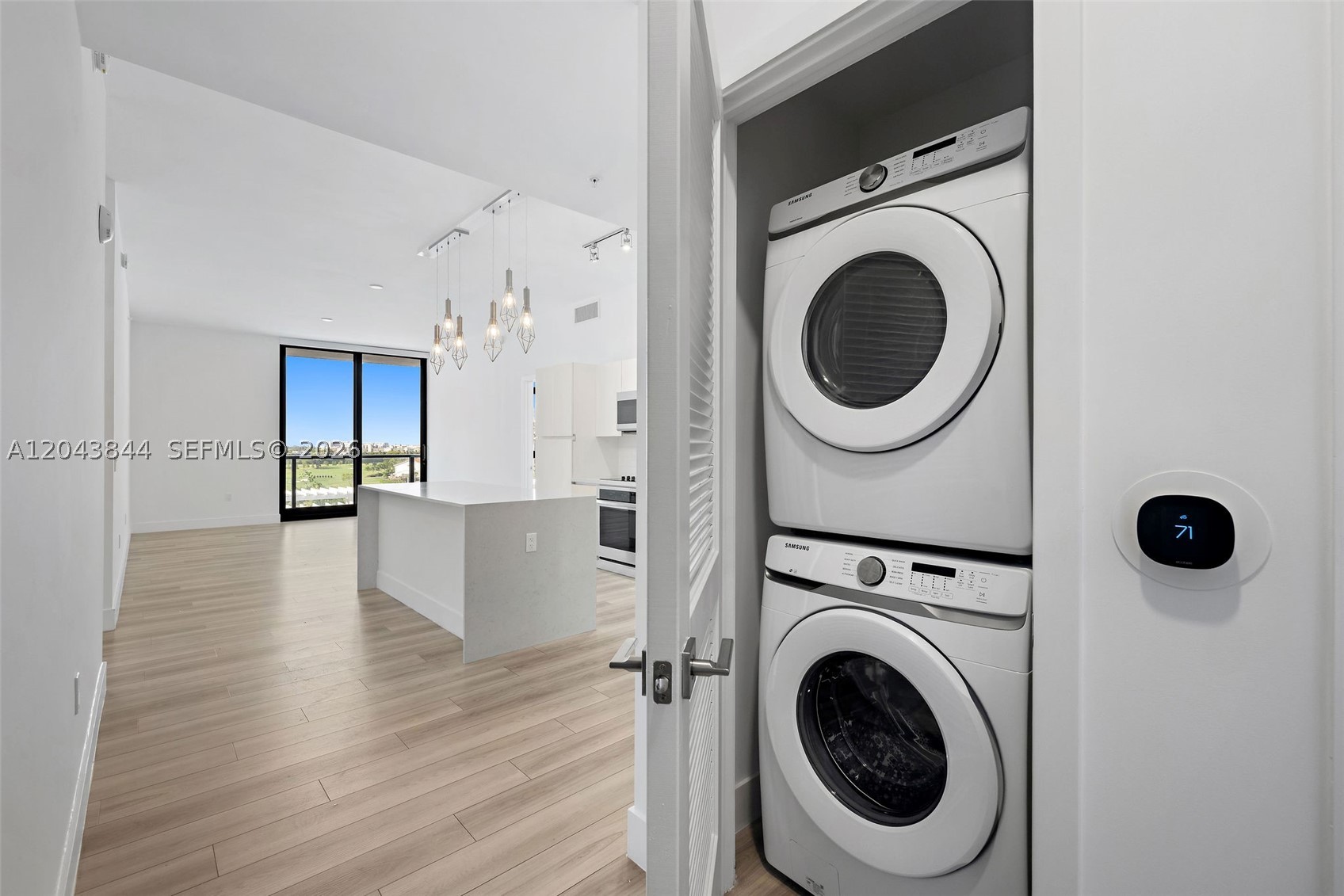 101 Diplomat Pkwy #2009 Hallandale Beach, FL 33009