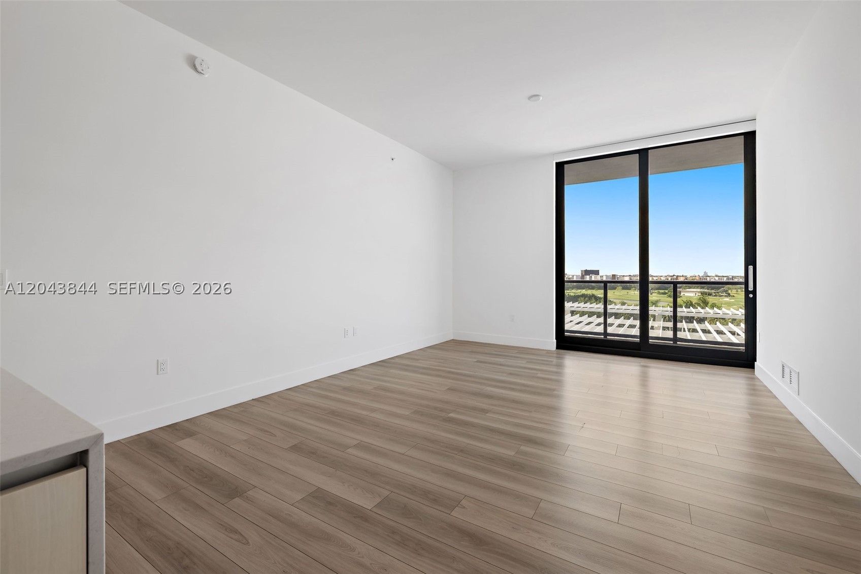101 Diplomat Pkwy #2009 Hallandale Beach, FL 33009