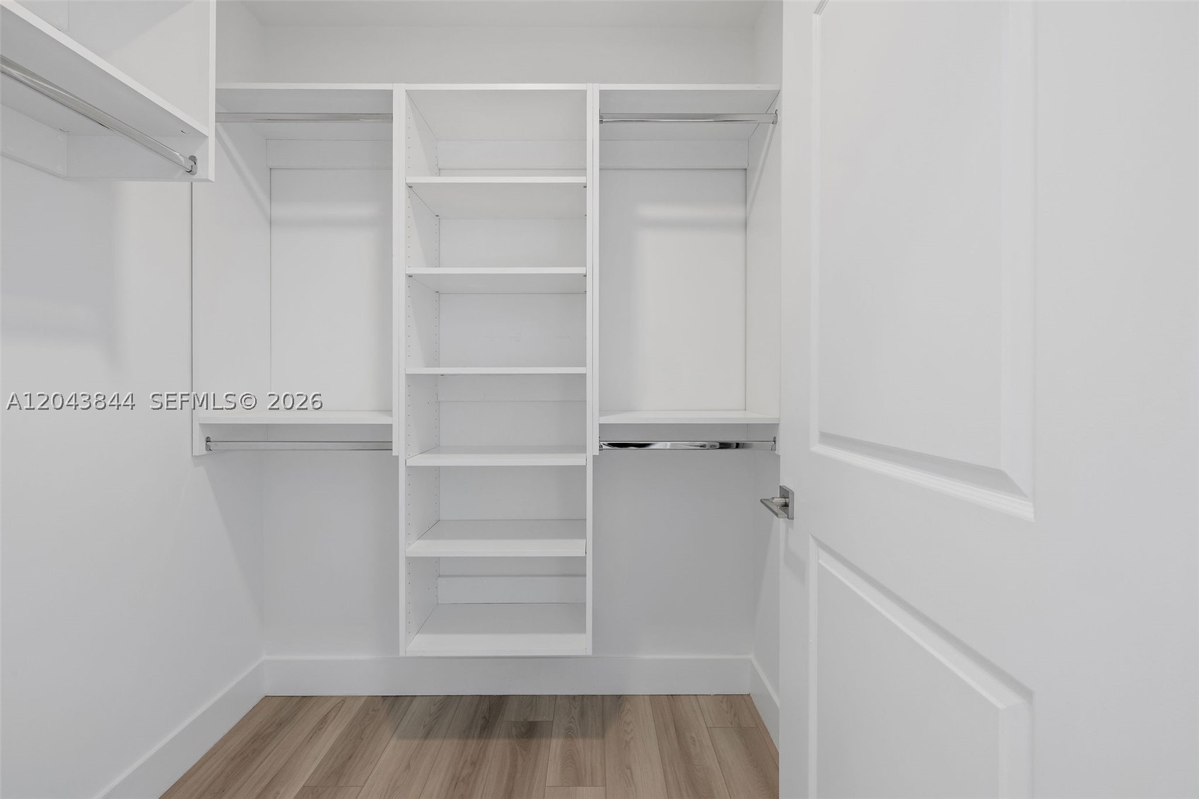 101 Diplomat Pkwy #2009 Hallandale Beach, FL 33009