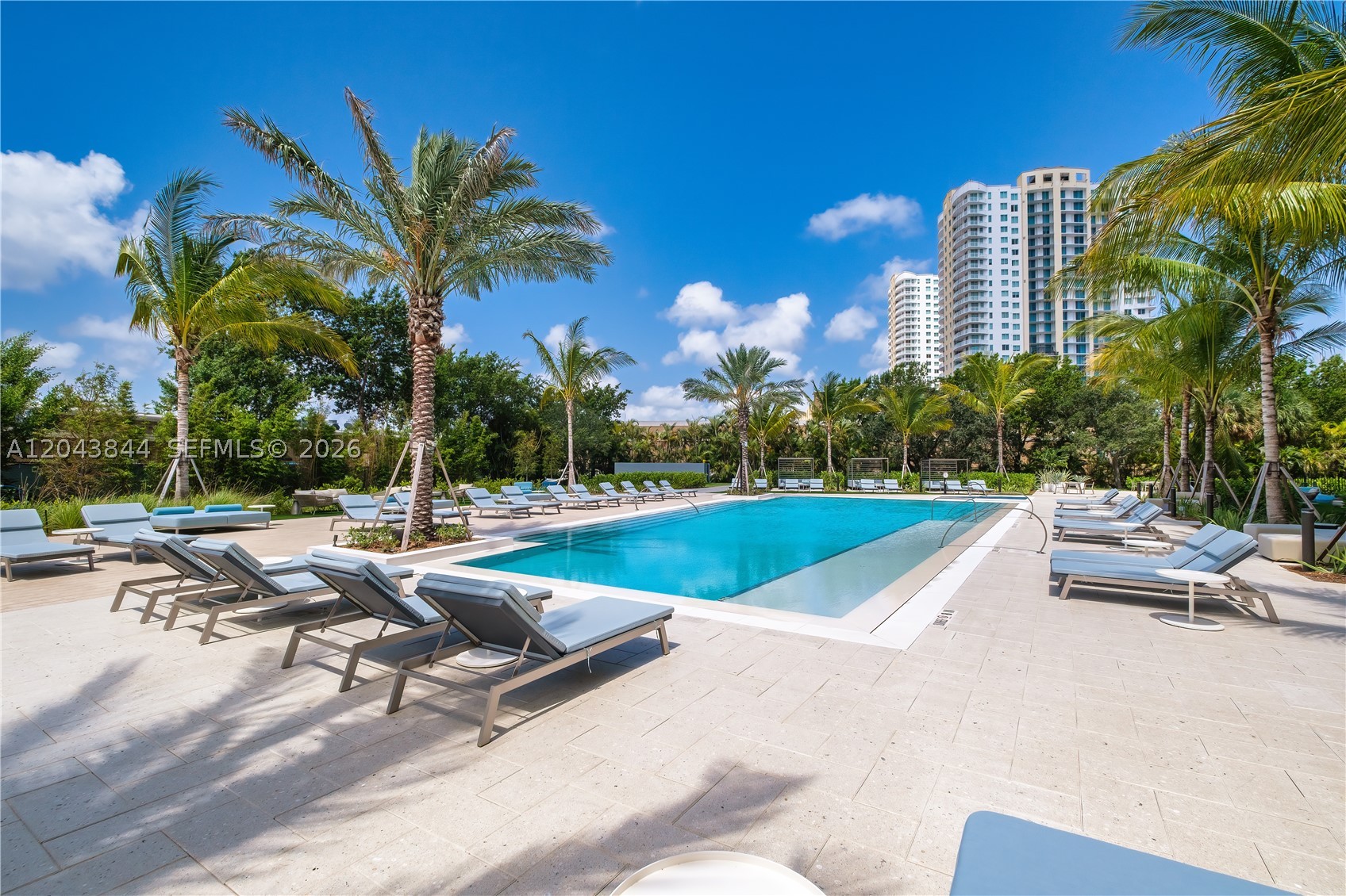 101 Diplomat Pkwy #2009 Hallandale Beach, FL 33009