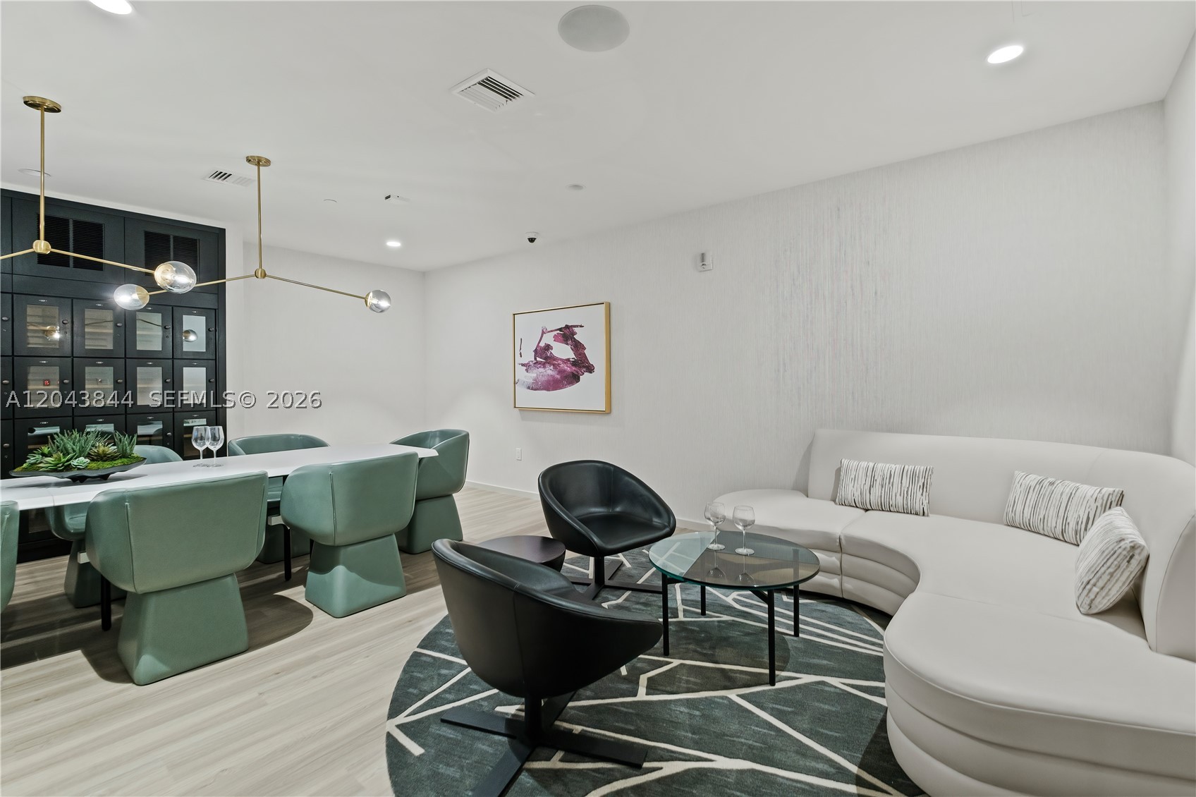 101 Diplomat Pkwy #2009 Hallandale Beach, FL 33009