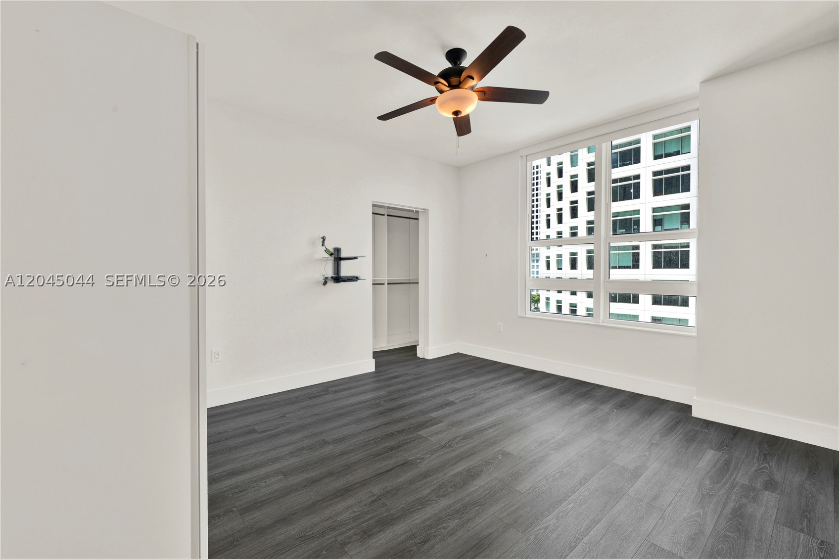 950 Brickell Bay Dr #802 Miami, FL 33131