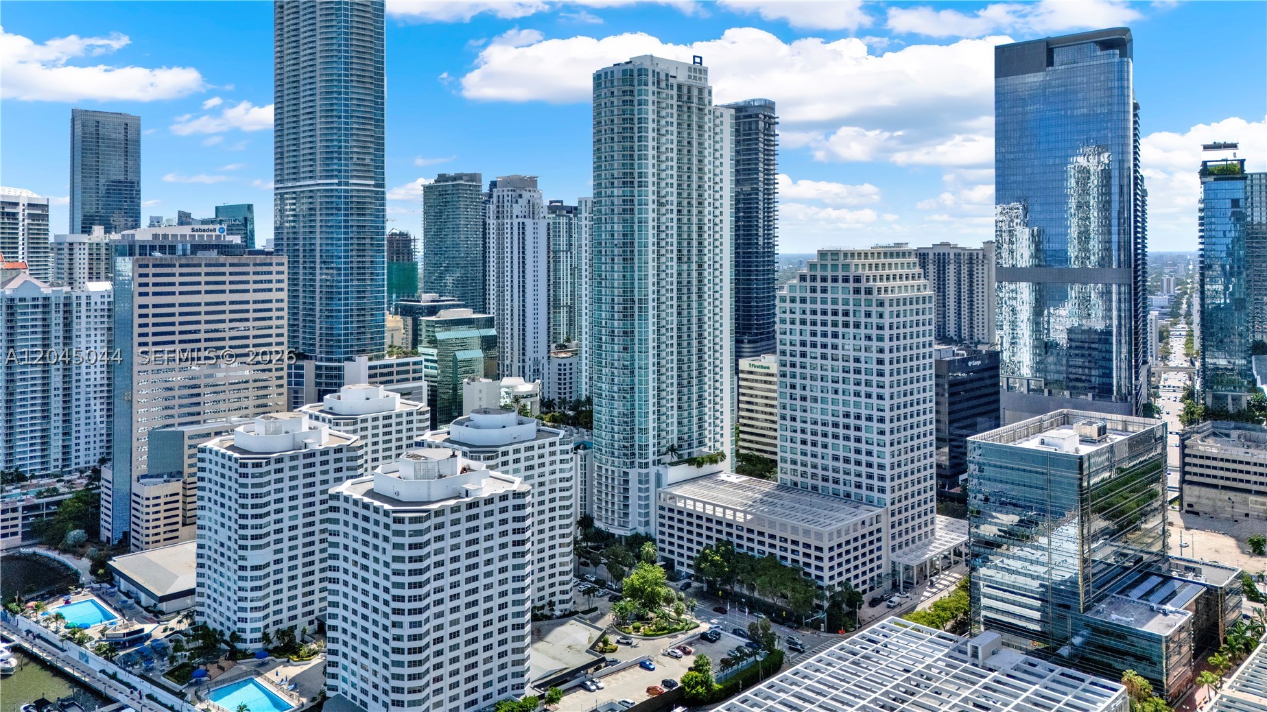 950 Brickell Bay Dr #802 Miami, FL 33131