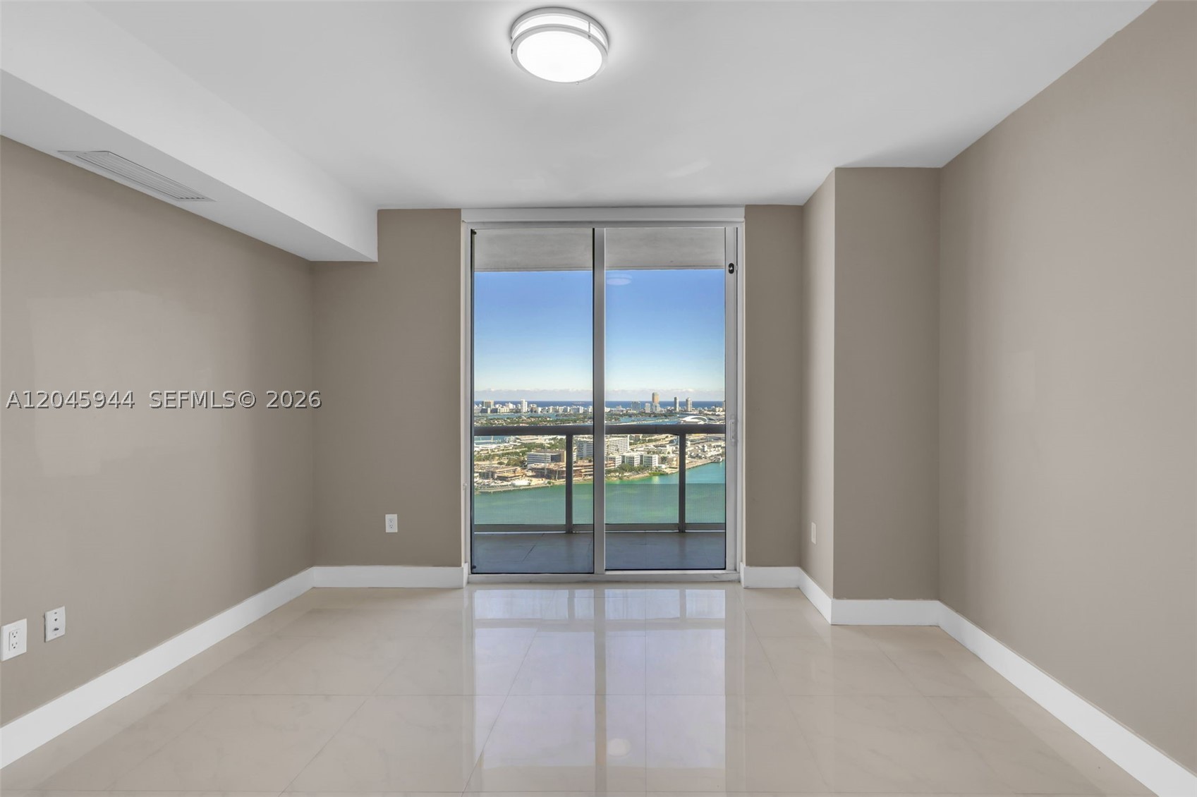 image 50 Biscayne18
