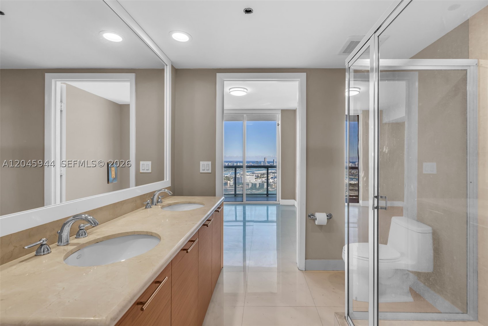 image 50 Biscayne22
