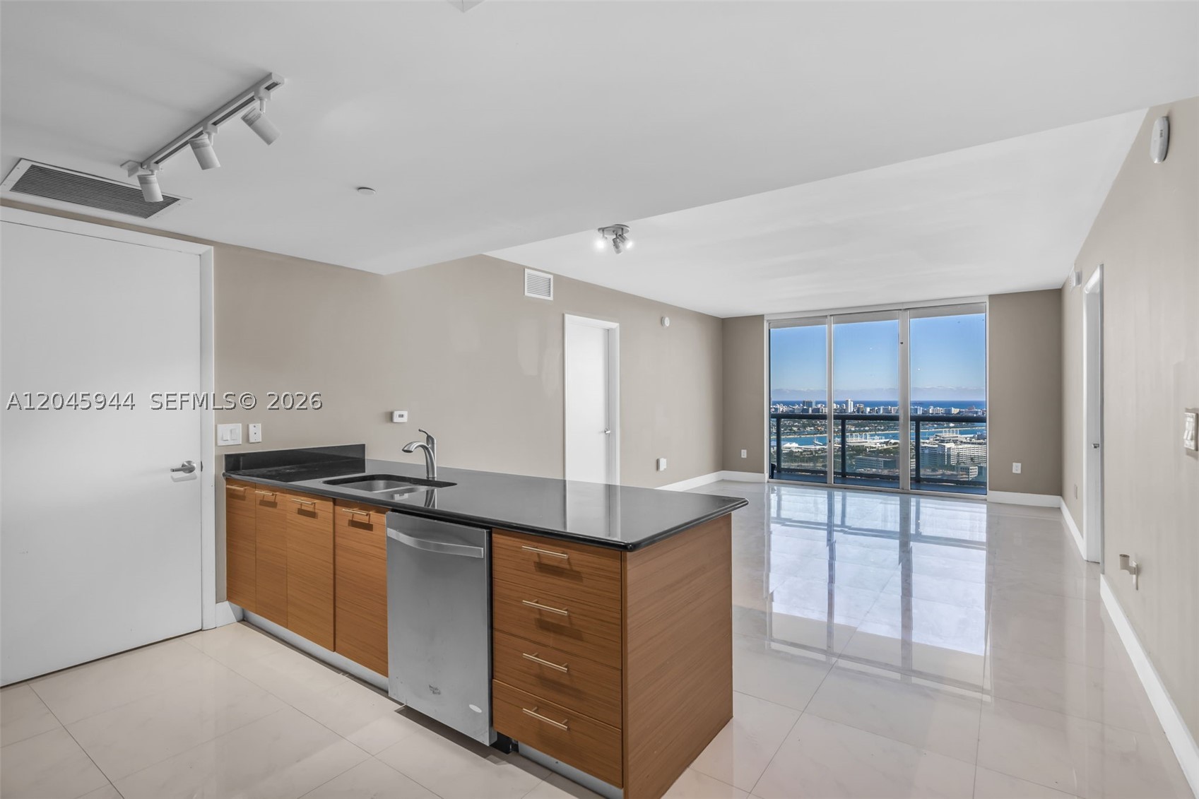image 50 Biscayne5