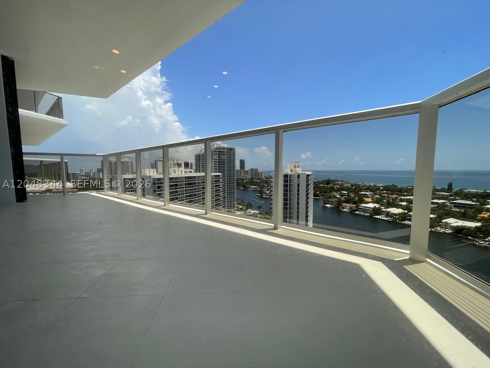 image Hamptons West4