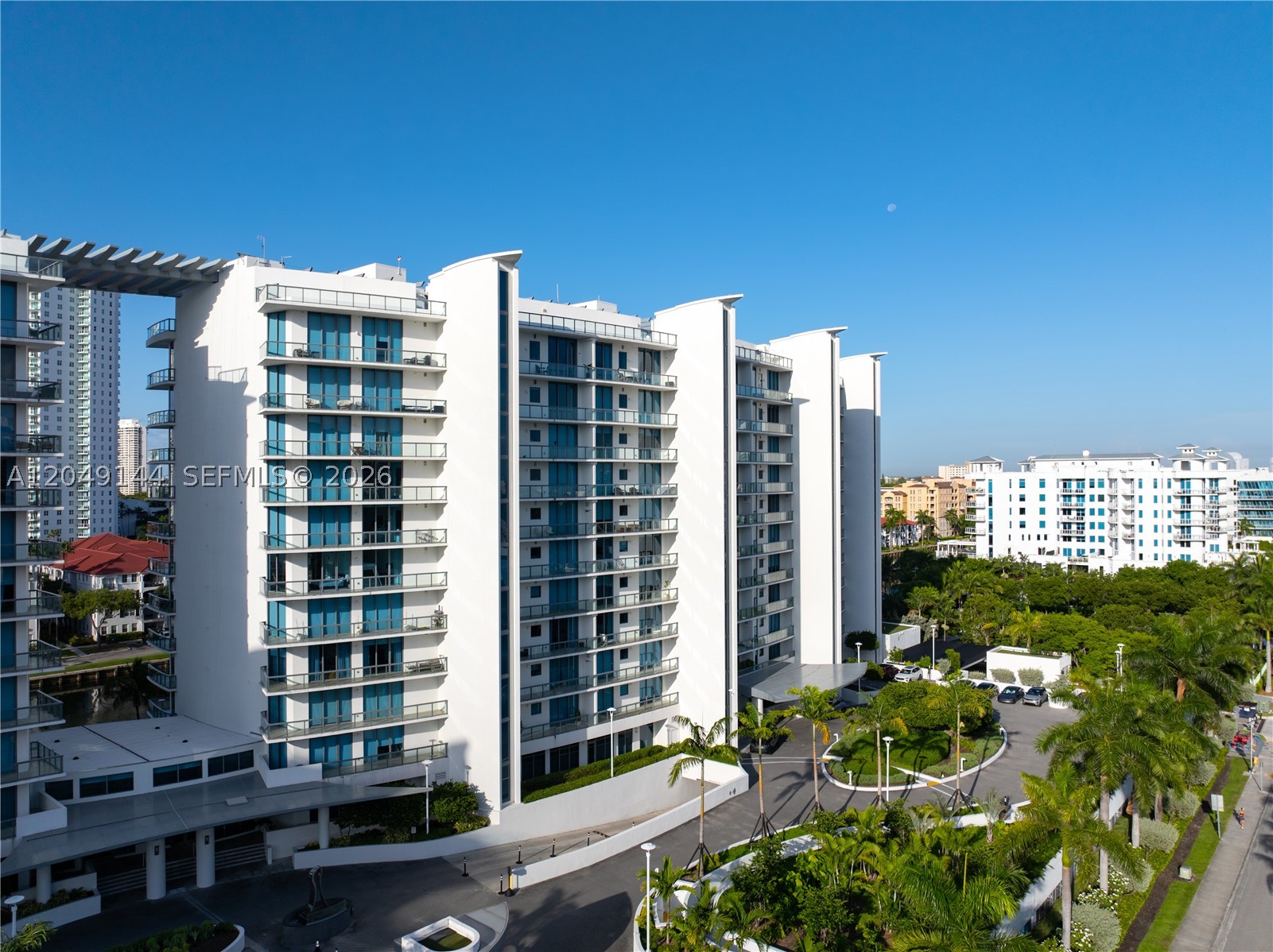 image Echo Aventura53