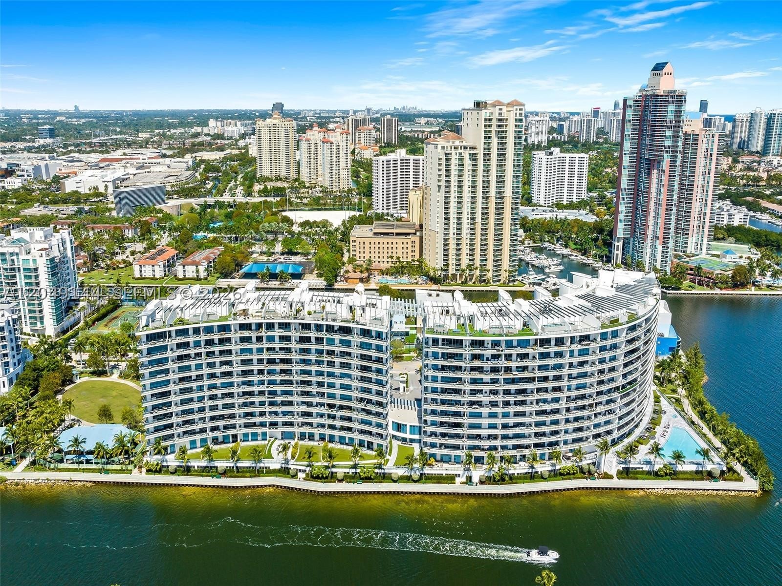 image Echo Aventura78