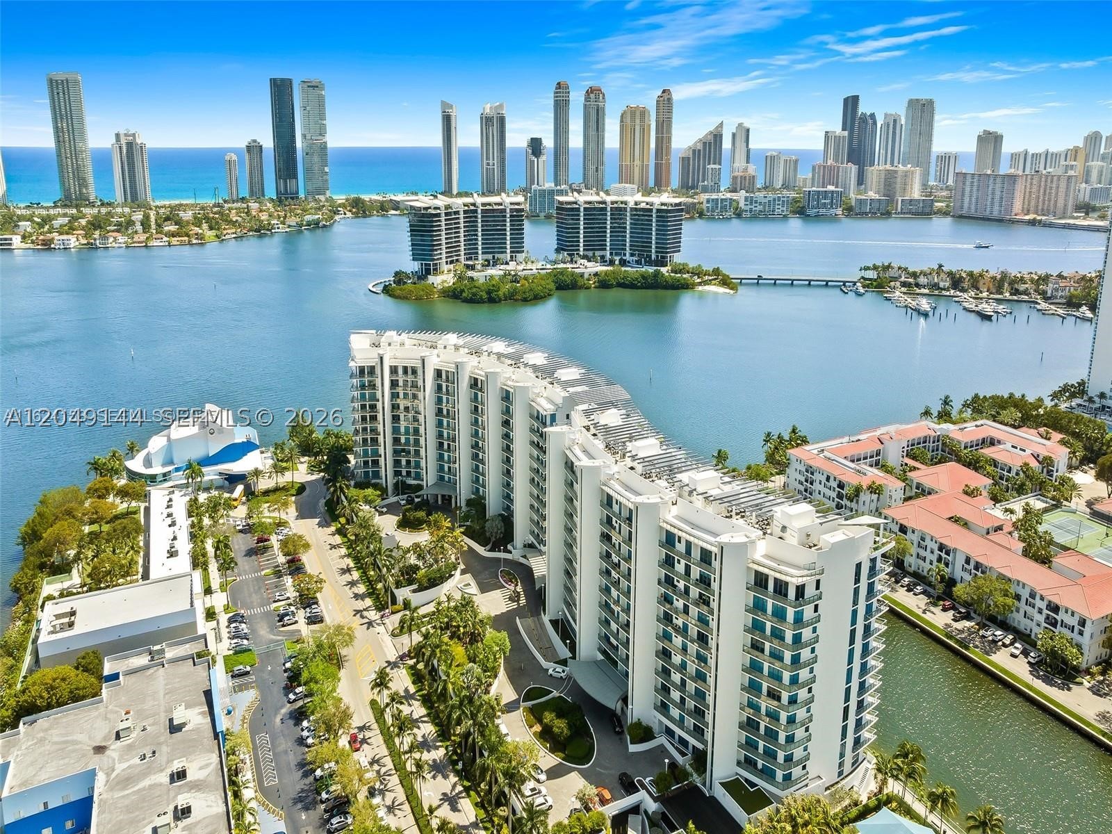 image Echo Aventura79