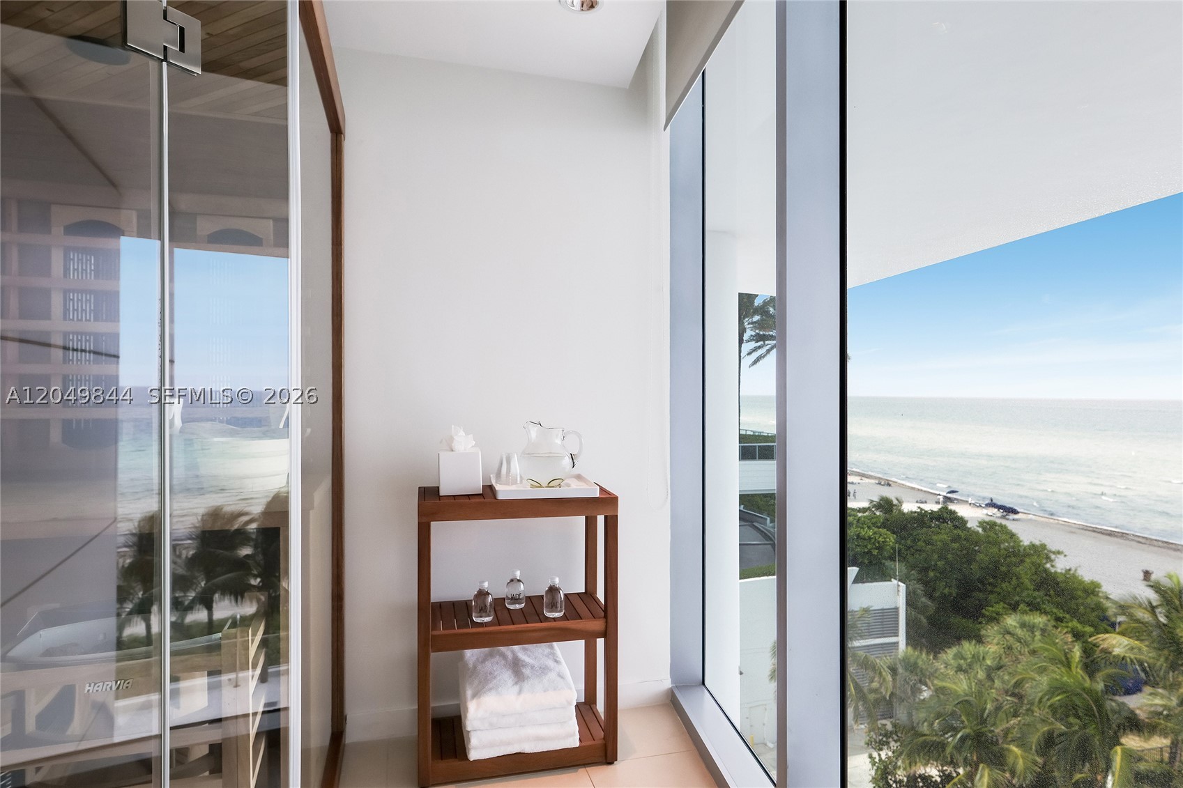 image Jade Beach100