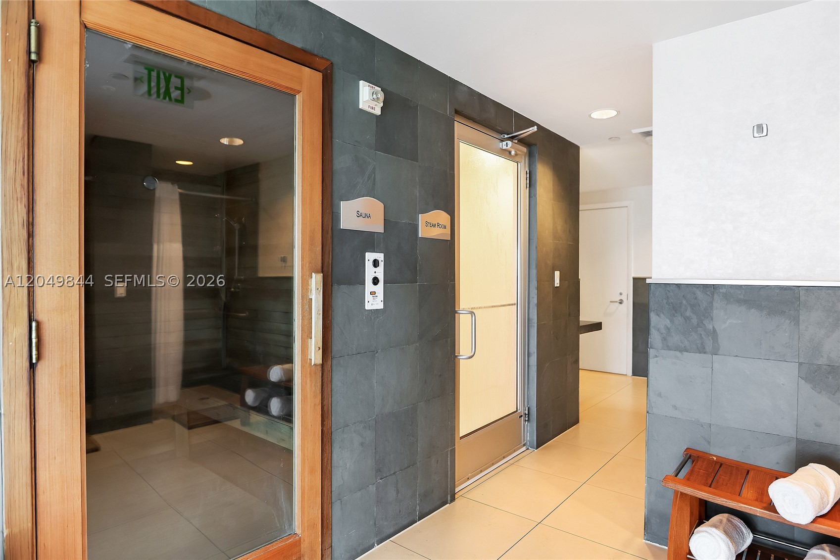 image Jade Beach104