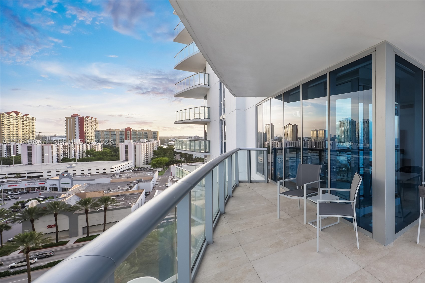 image Jade Beach120