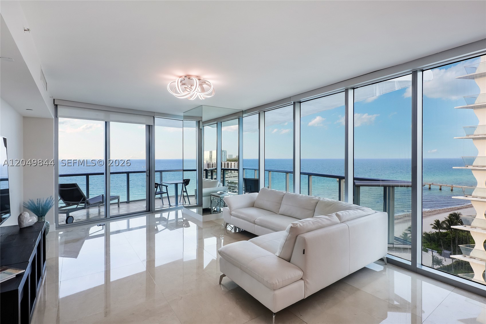 image Jade Beach16