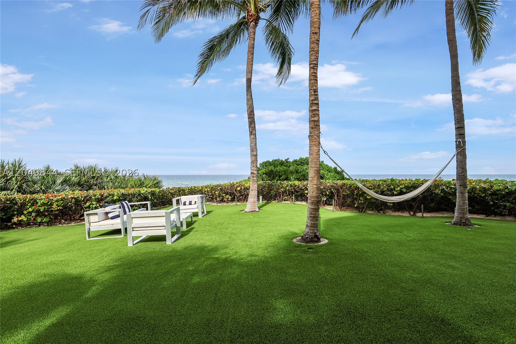 image Jade Beach1