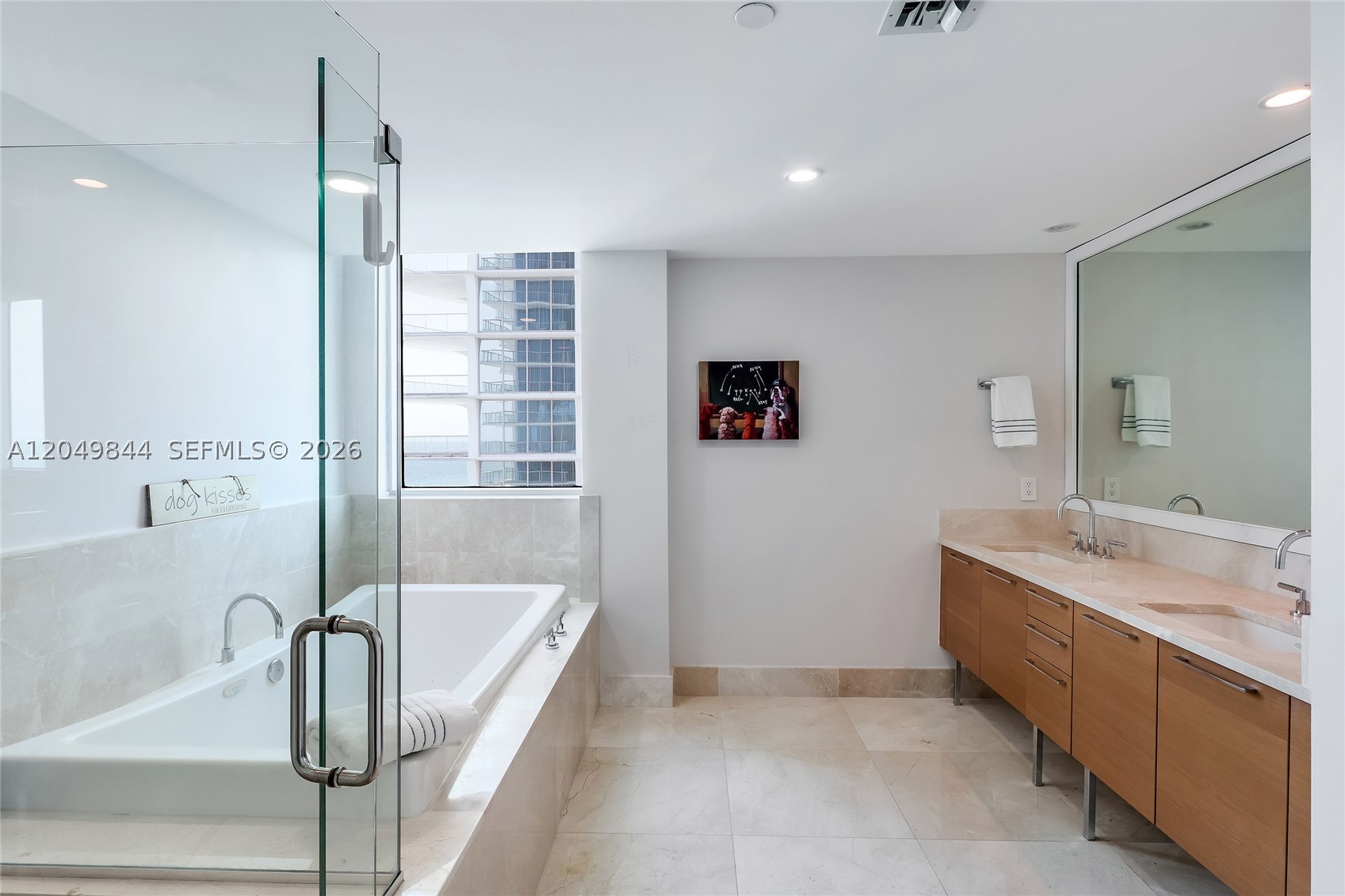 image Jade Beach34
