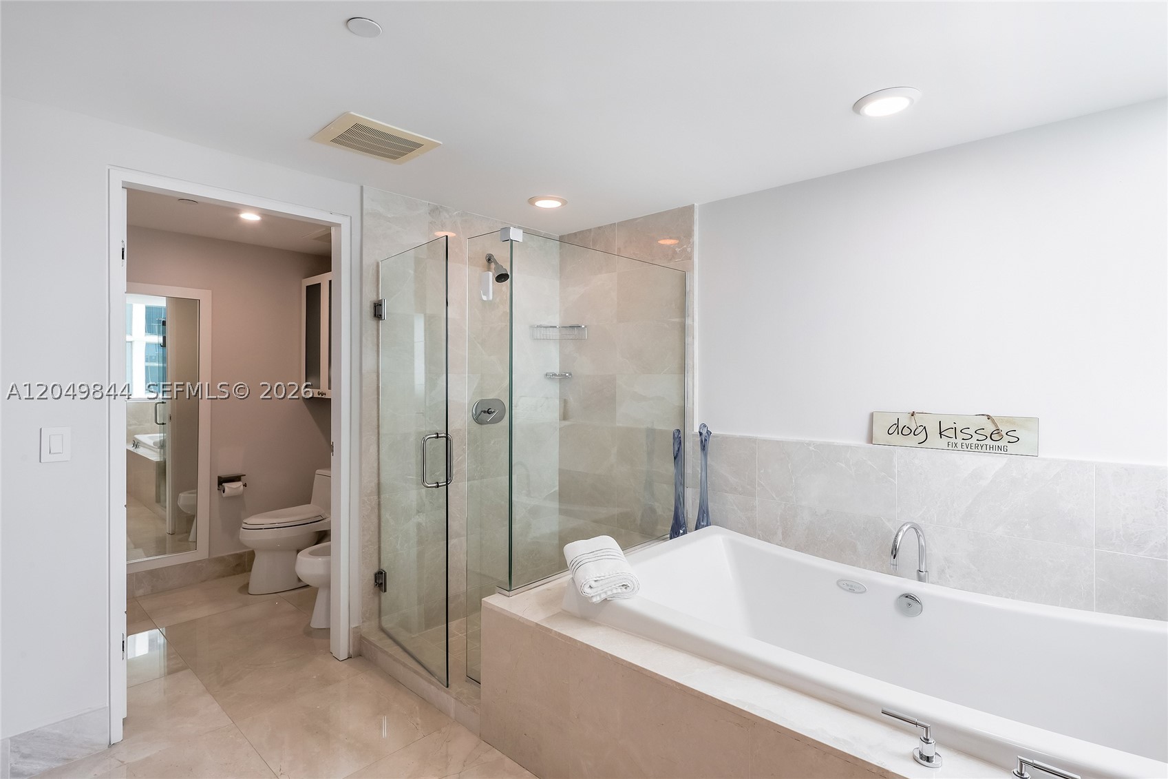 image Jade Beach37