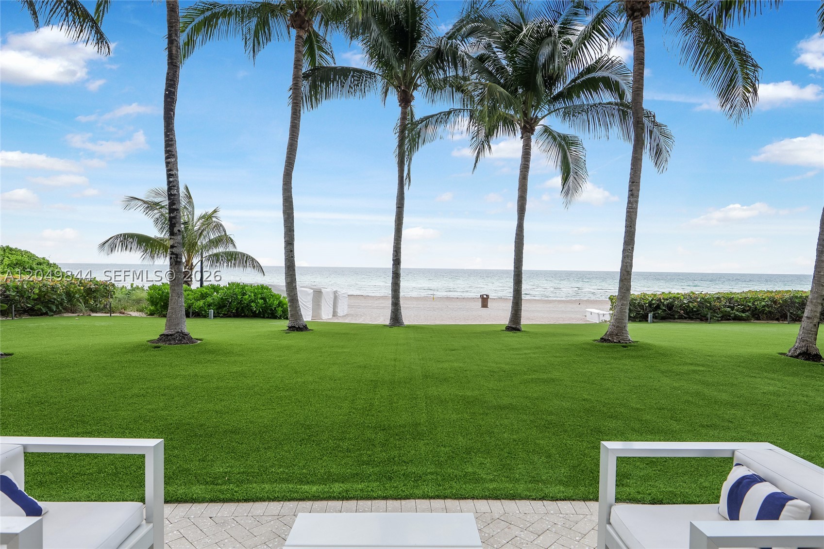 image Jade Beach70
