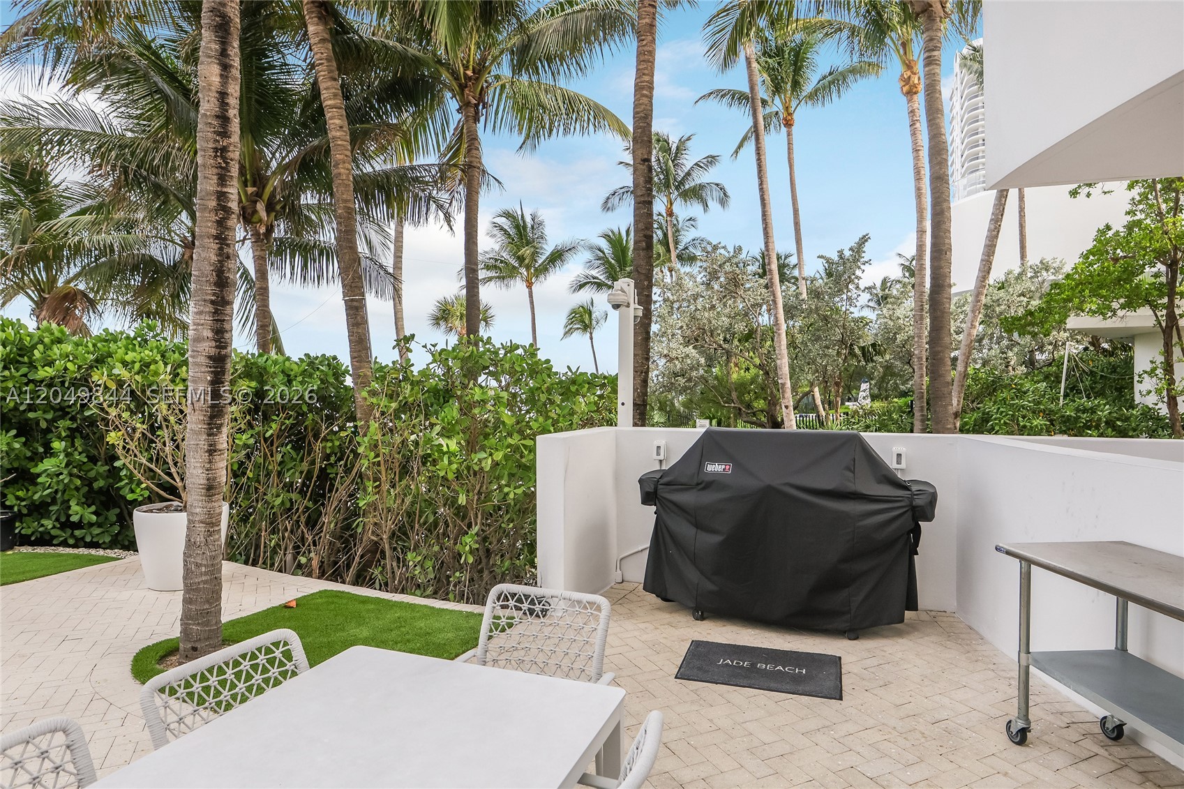 image Jade Beach73