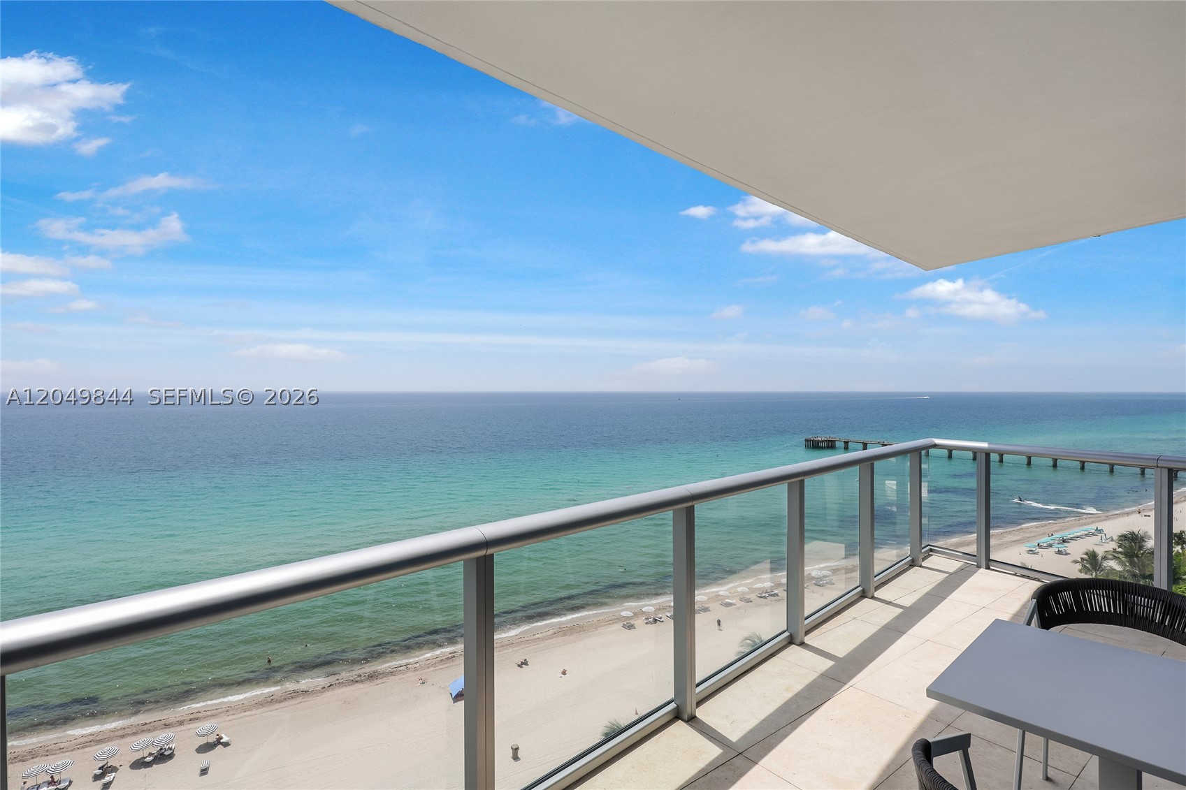 image Jade Beach8