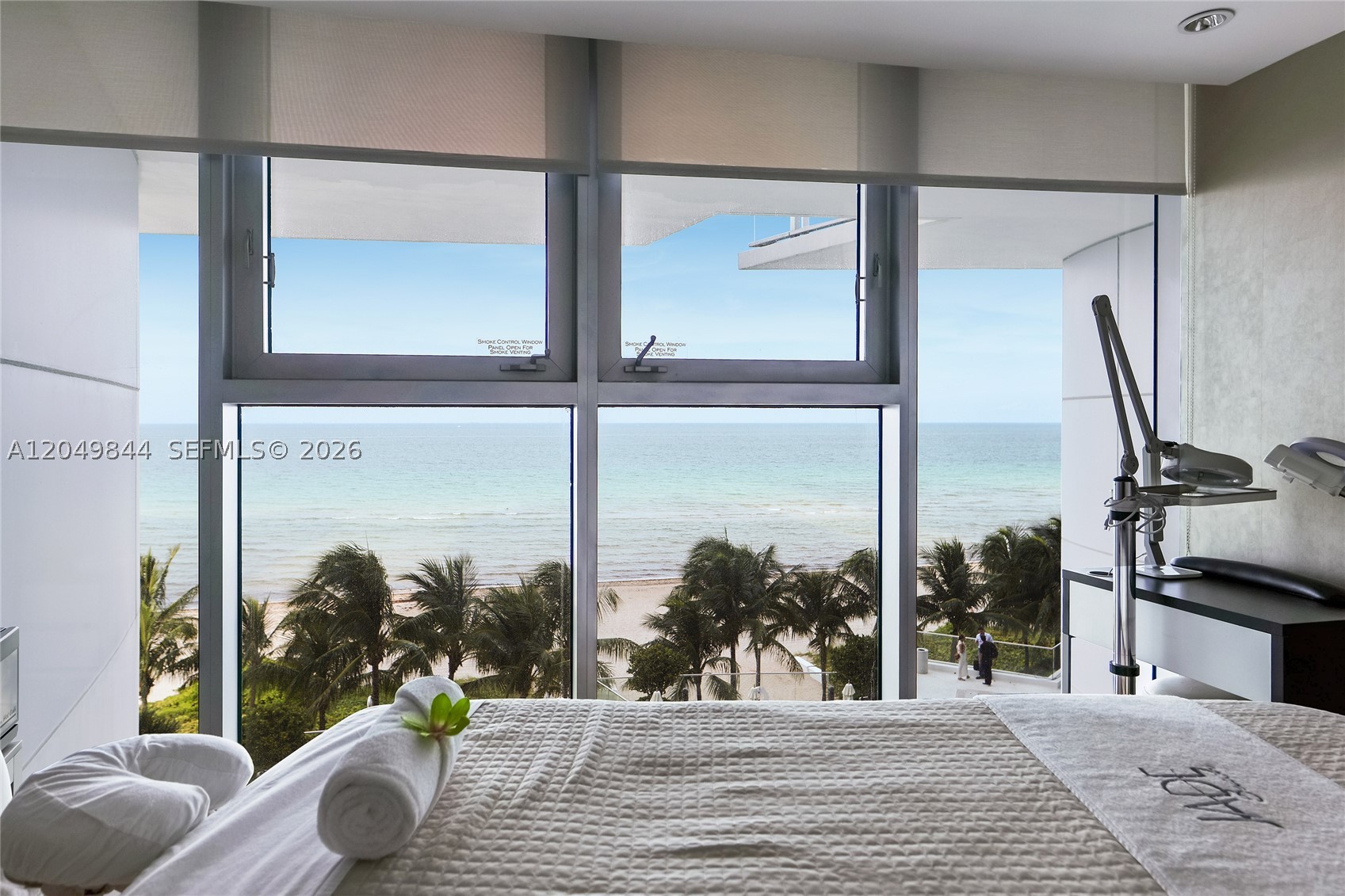 image Jade Beach92