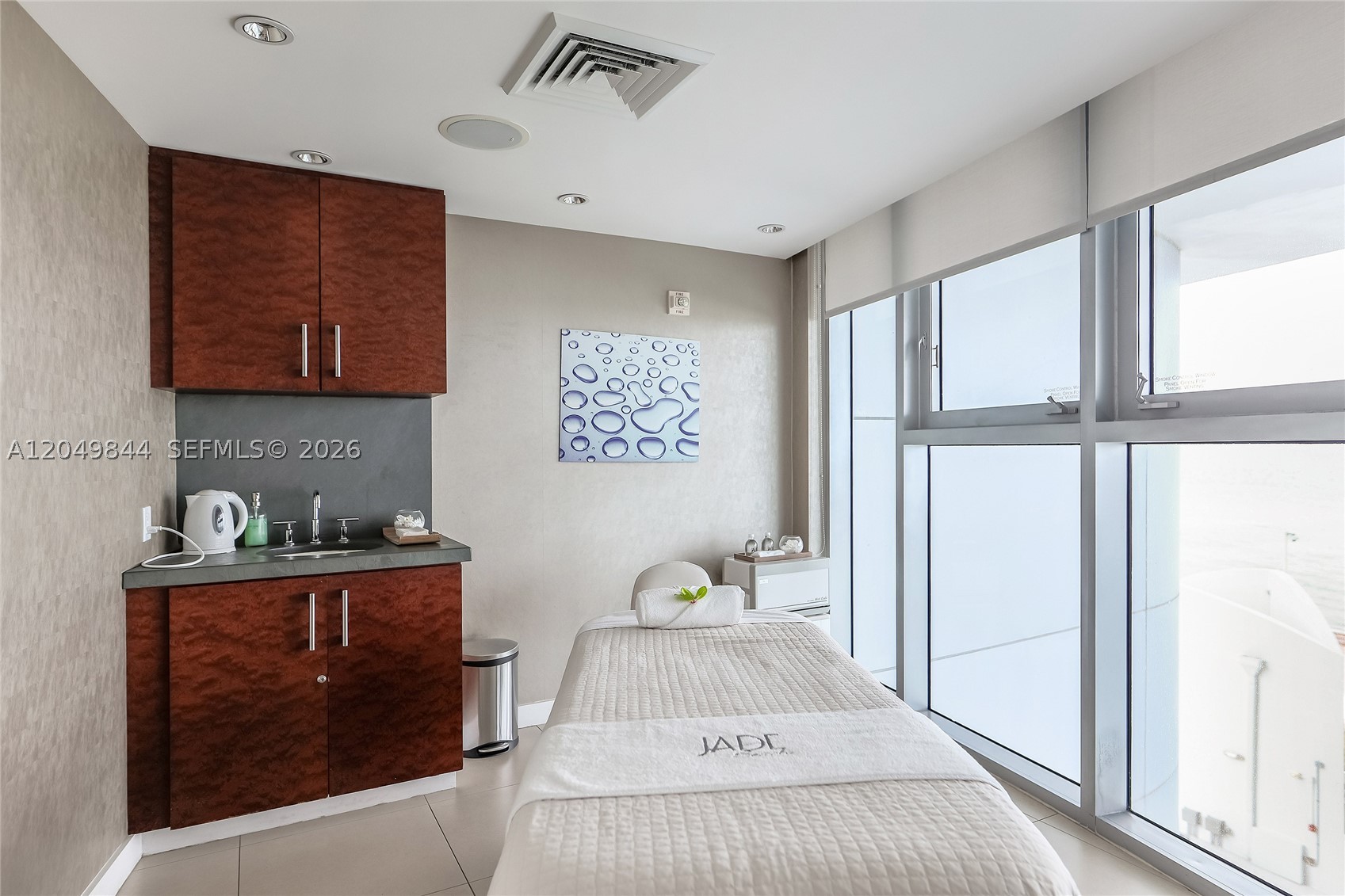 image Jade Beach93