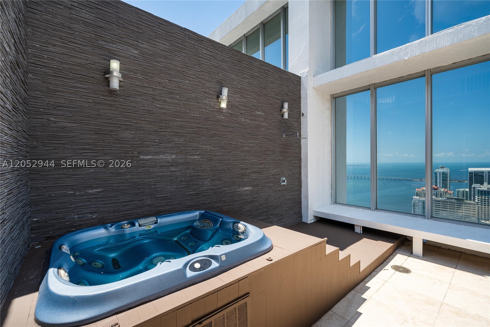 image Icon Brickell II1