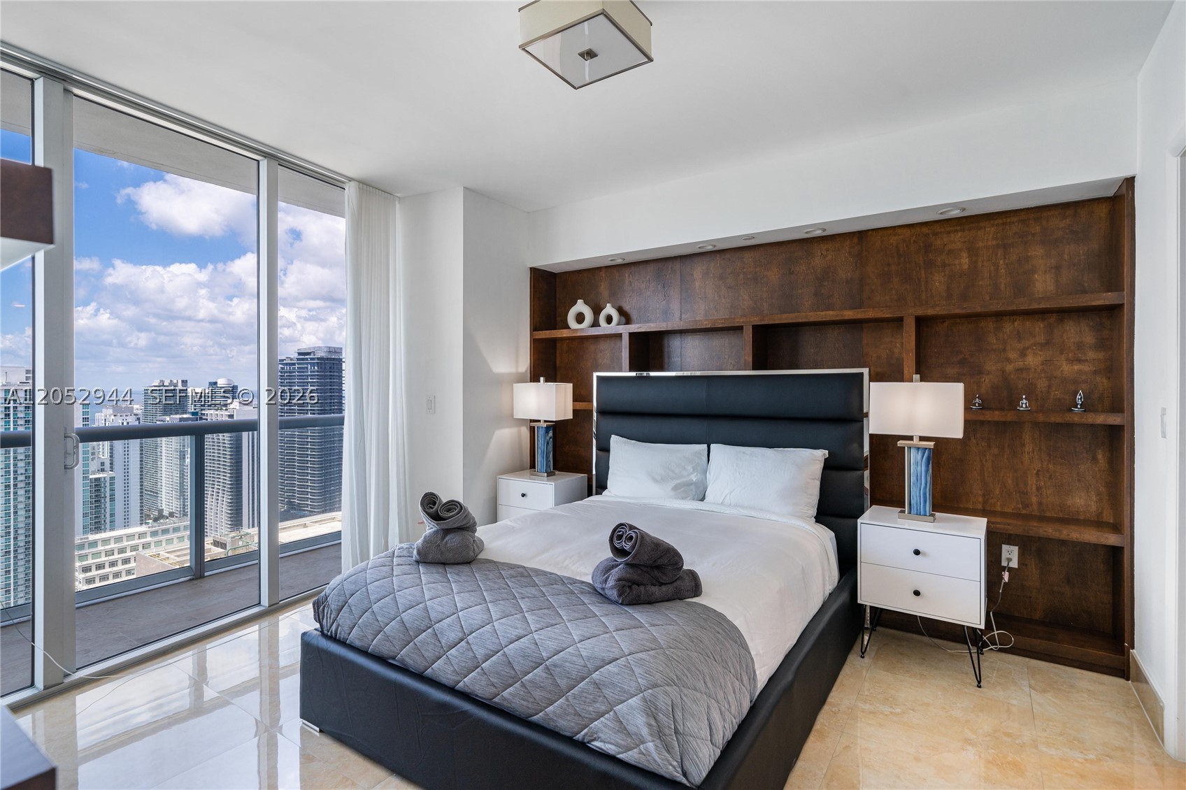 image Icon Brickell II7