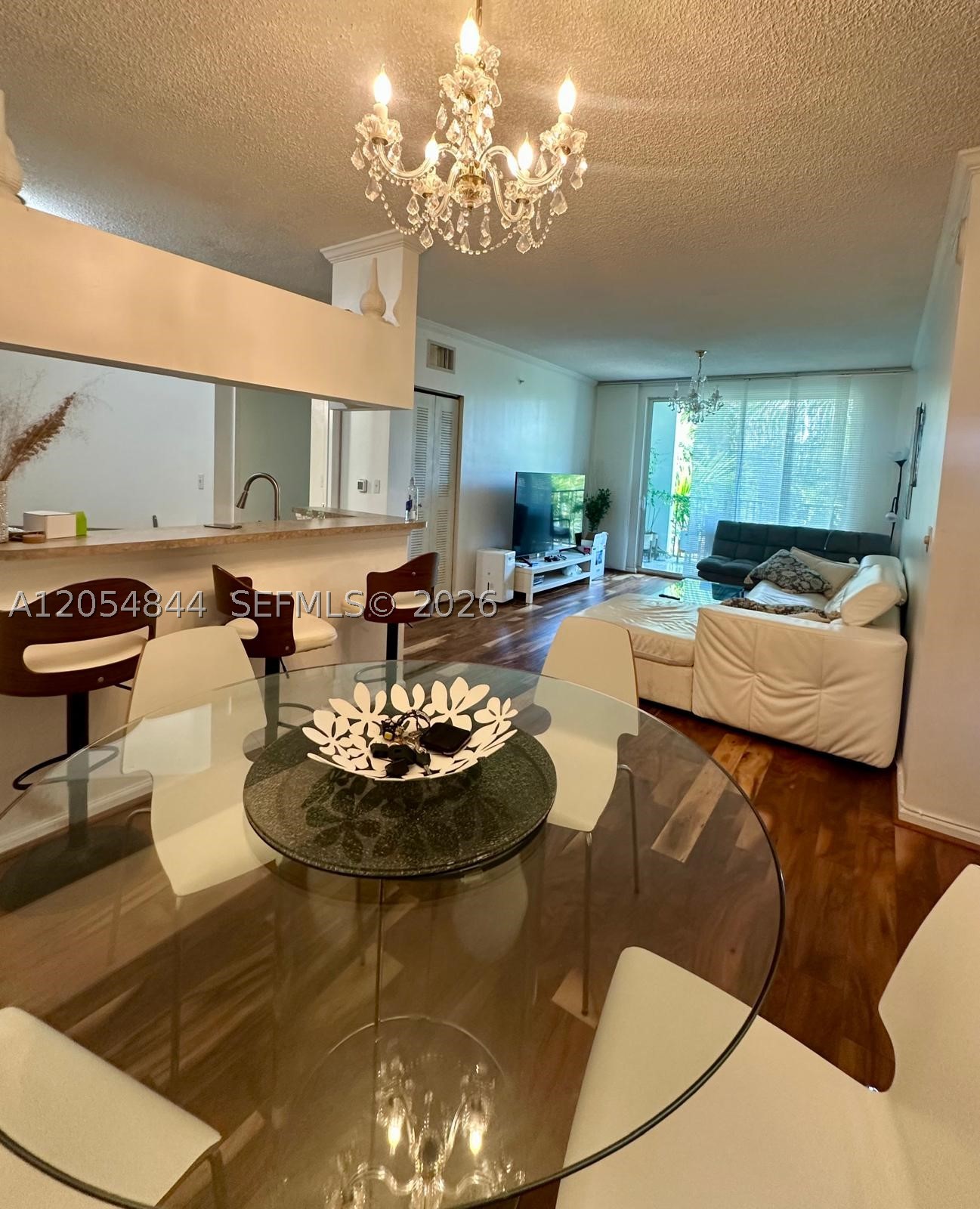 image Porto Bellagio Condo1