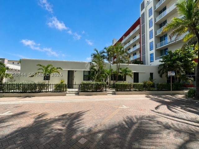 323 Fillmore St #10