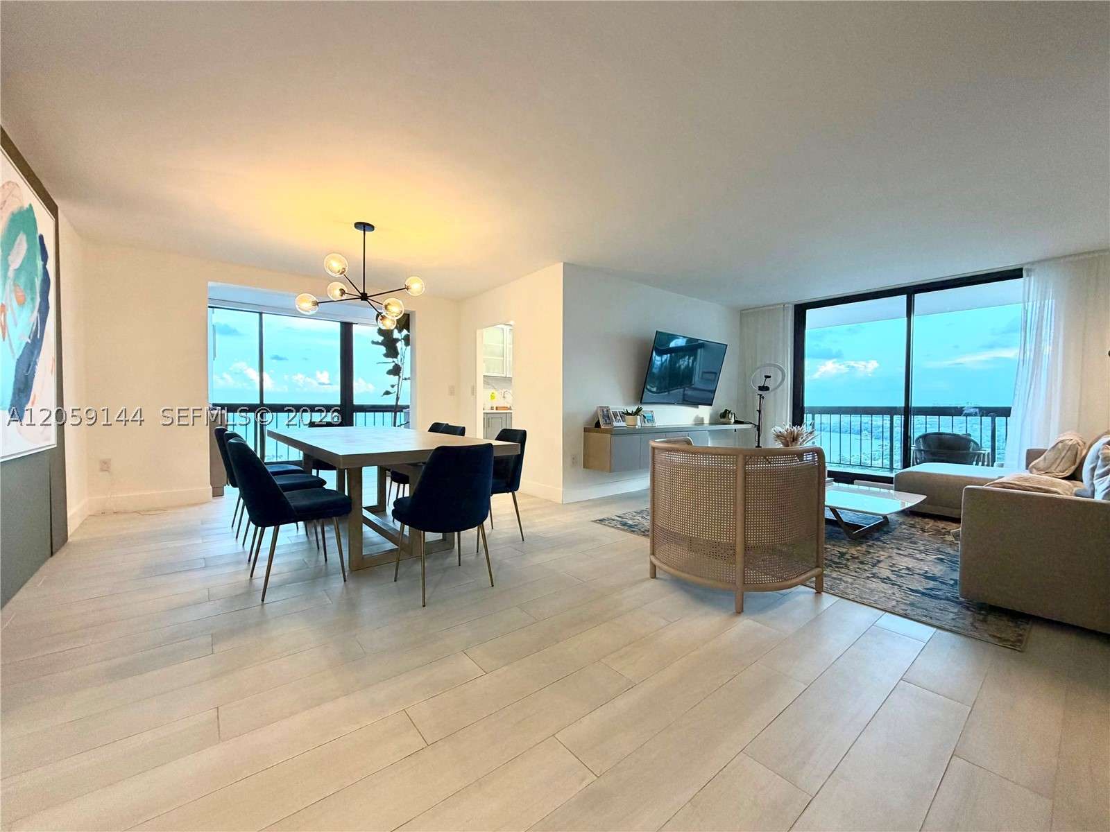 image Brickell Bay Club1
