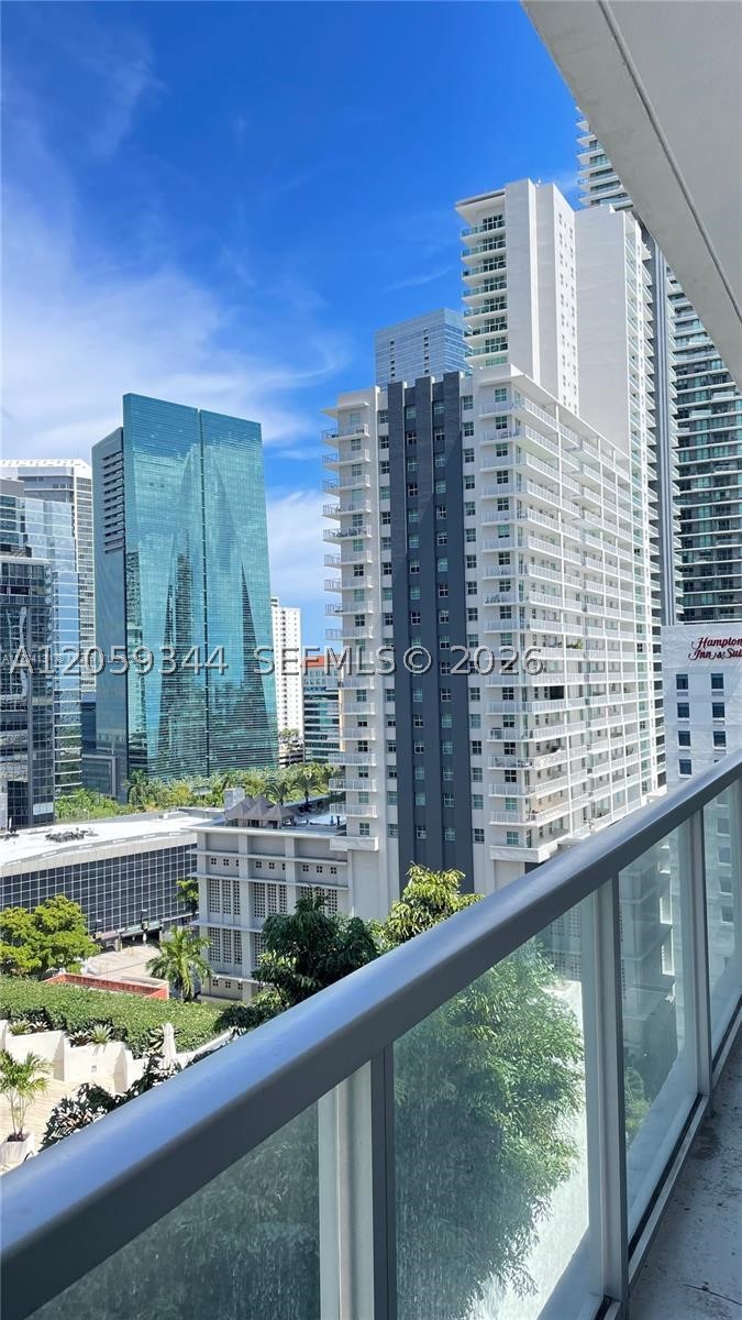 image Axis on Brickell North10