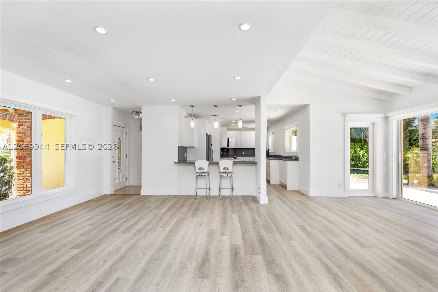 330 Coconut Isle Dr Fort Lauderdale, FL 33301