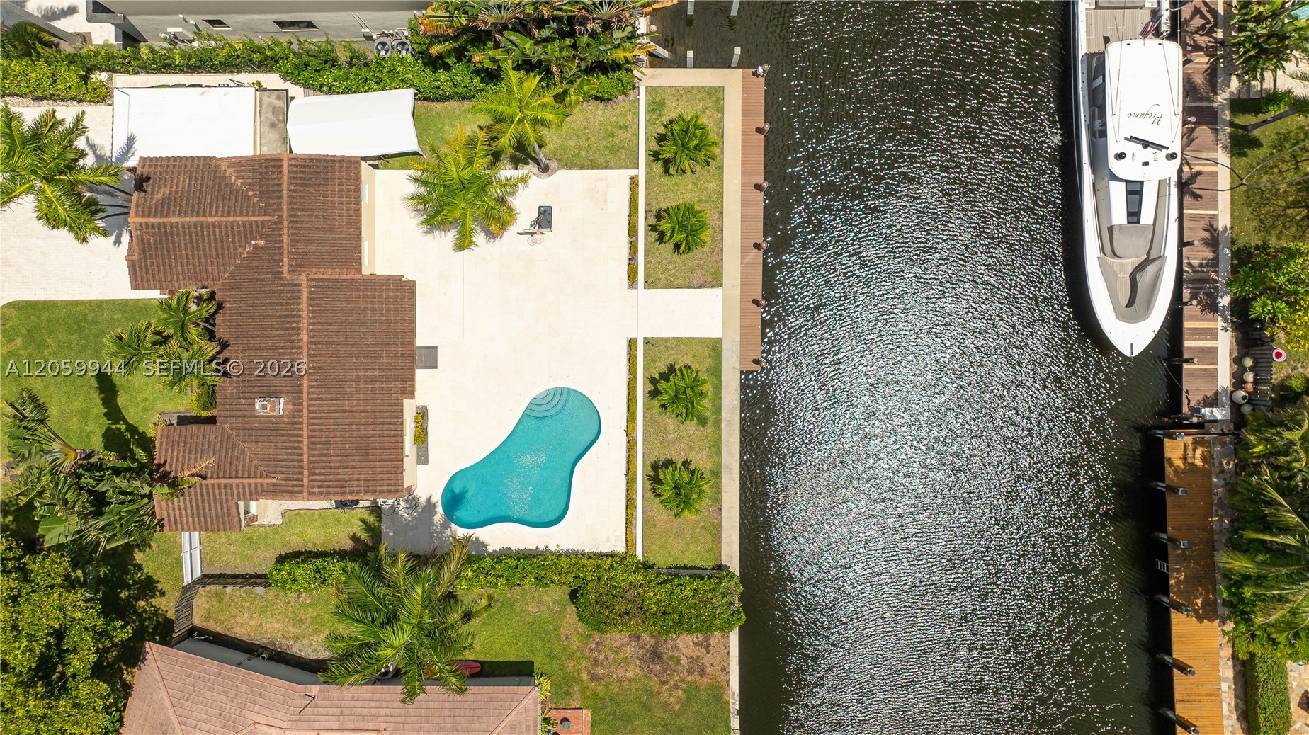 330 Coconut Isle Dr Fort Lauderdale, FL 33301