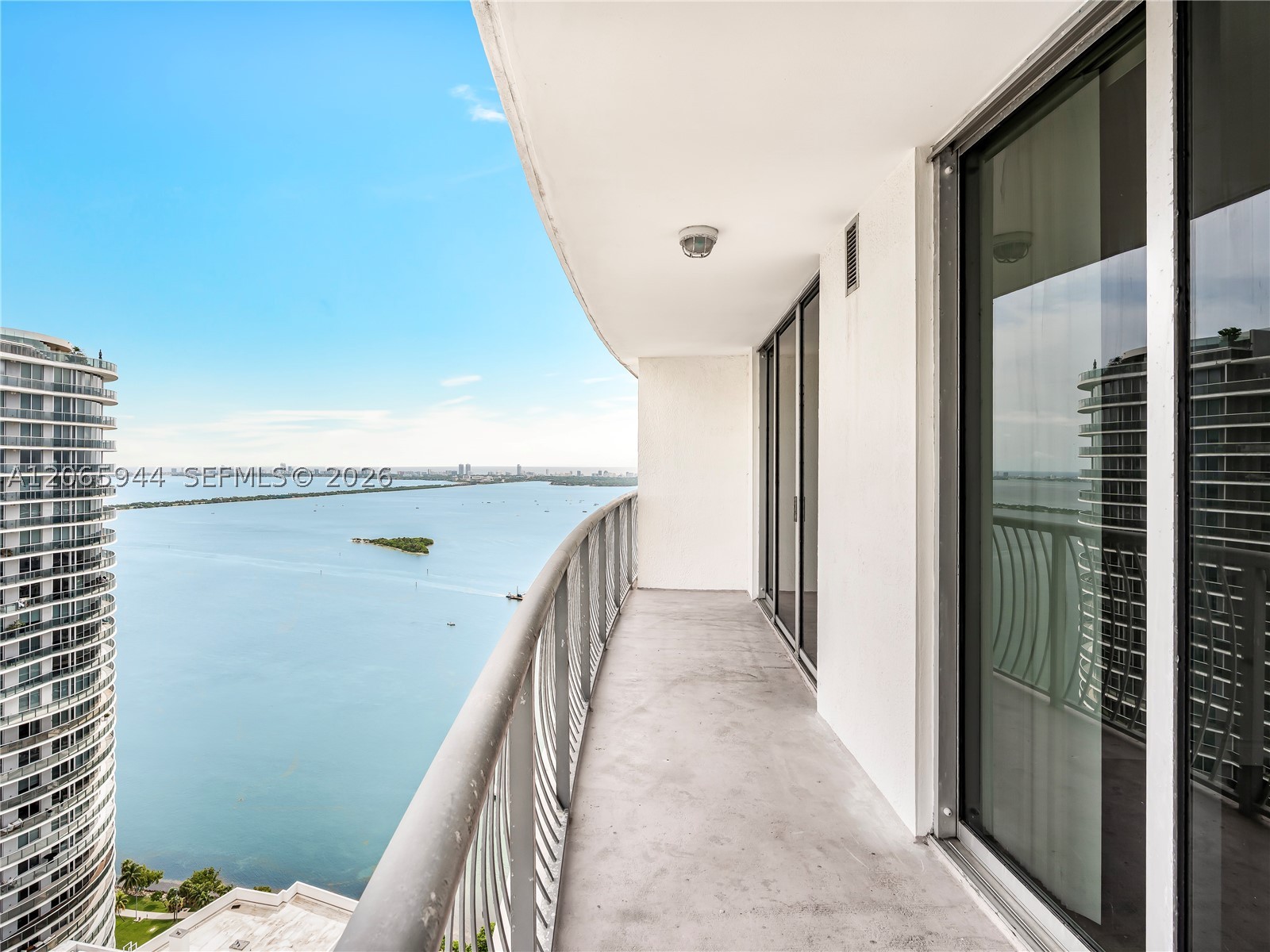 1750 N Bayshore Dr #PH-5309