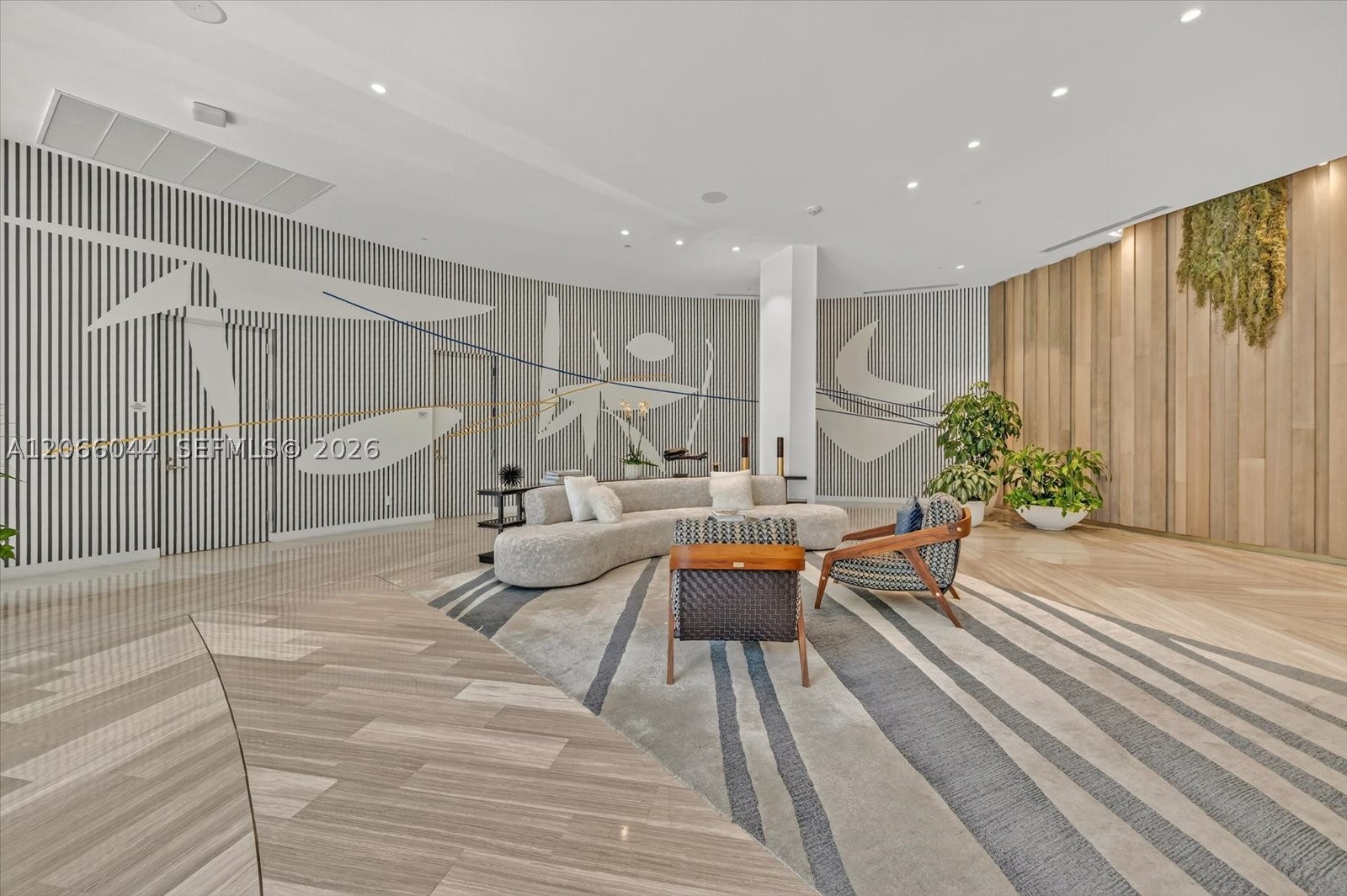 2821 S Bayshore Dr #11B Miami, FL 33133
