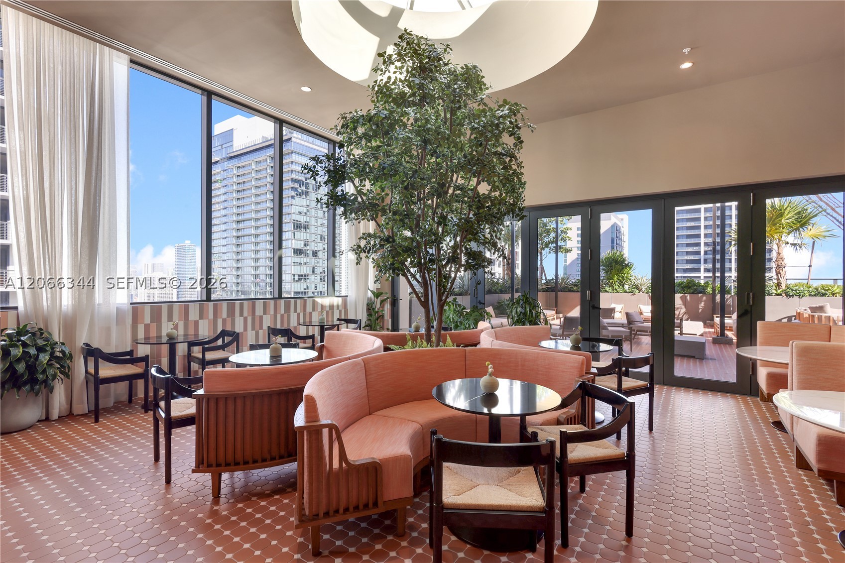 image The Crosby Miami Worldcenter21