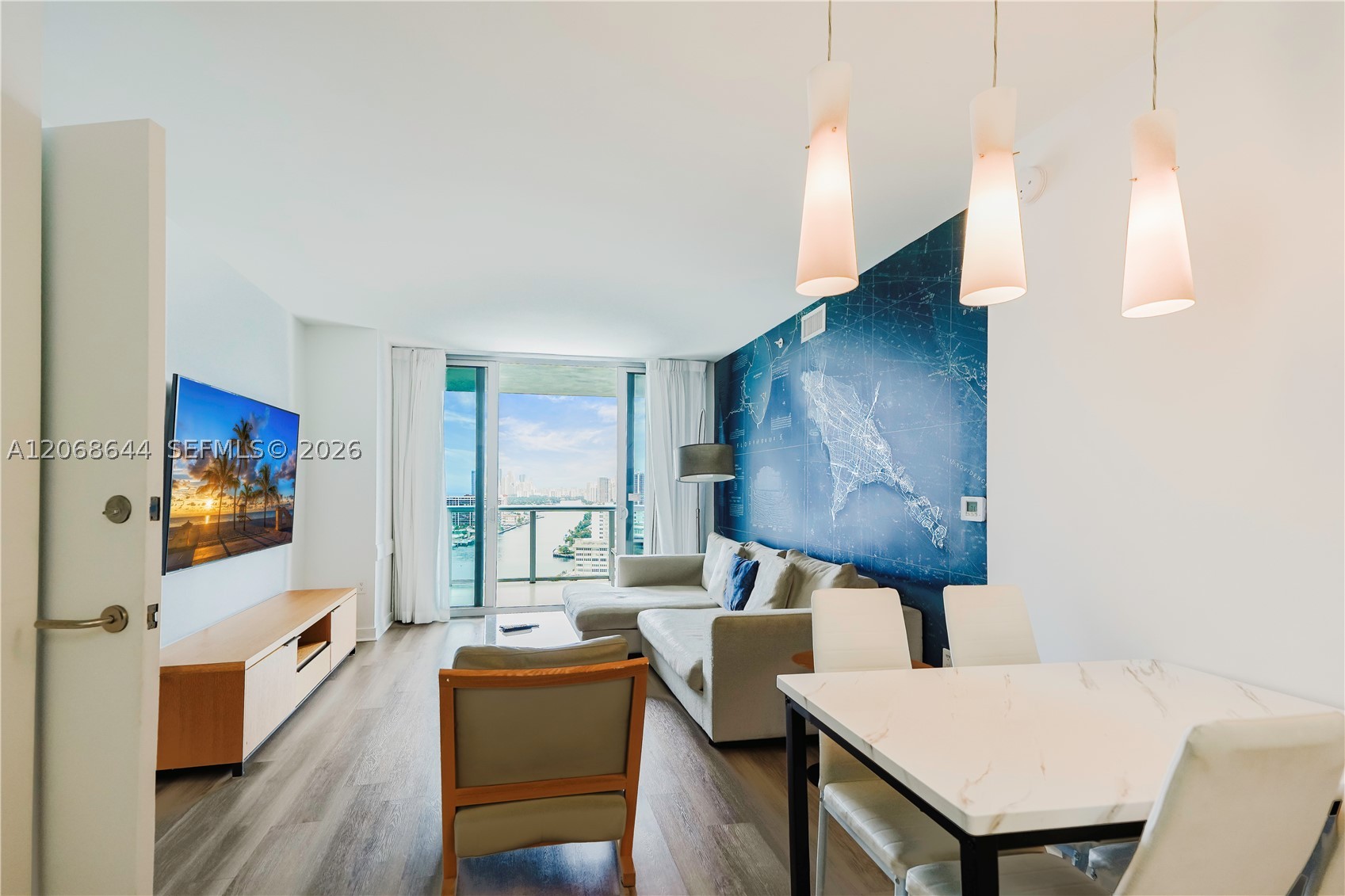image Beachwalk Condominium1