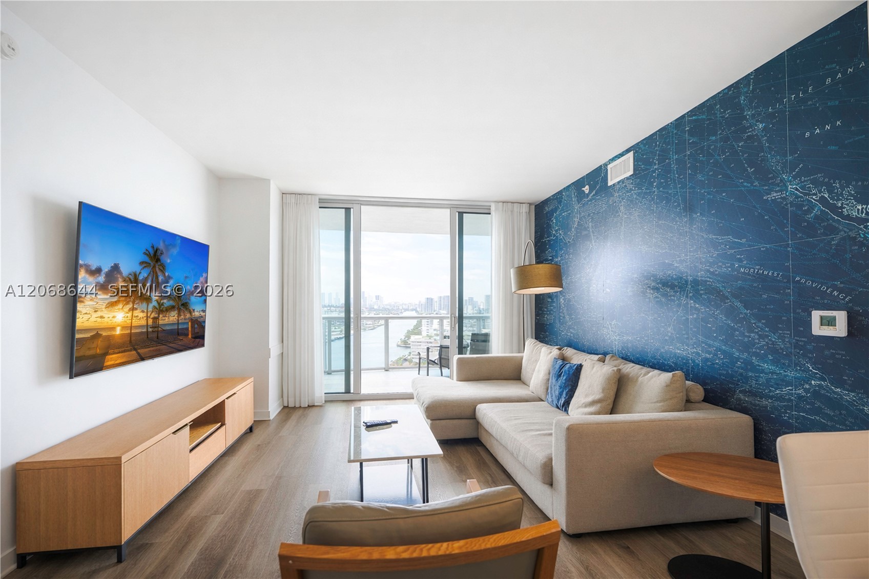 image Beachwalk Condominium4