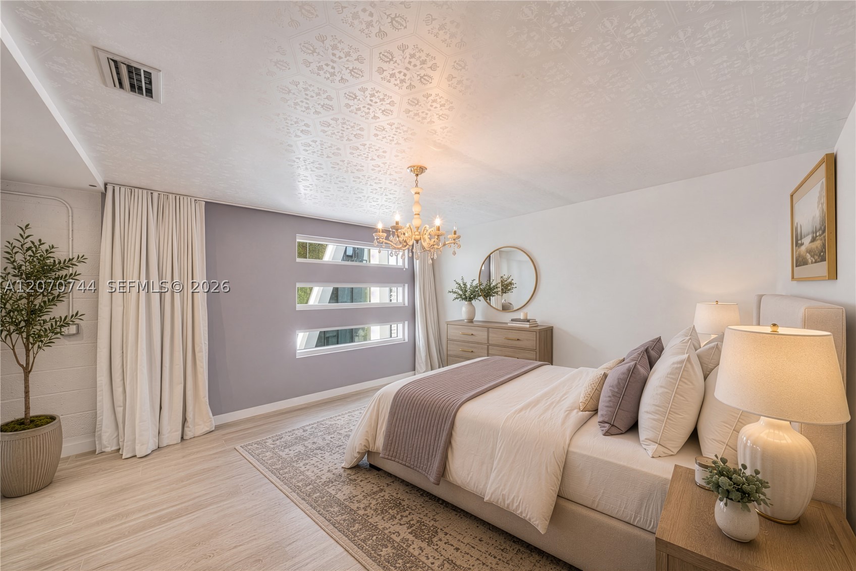 1040 Biscayne Blvd #4602 Miami, FL 33132